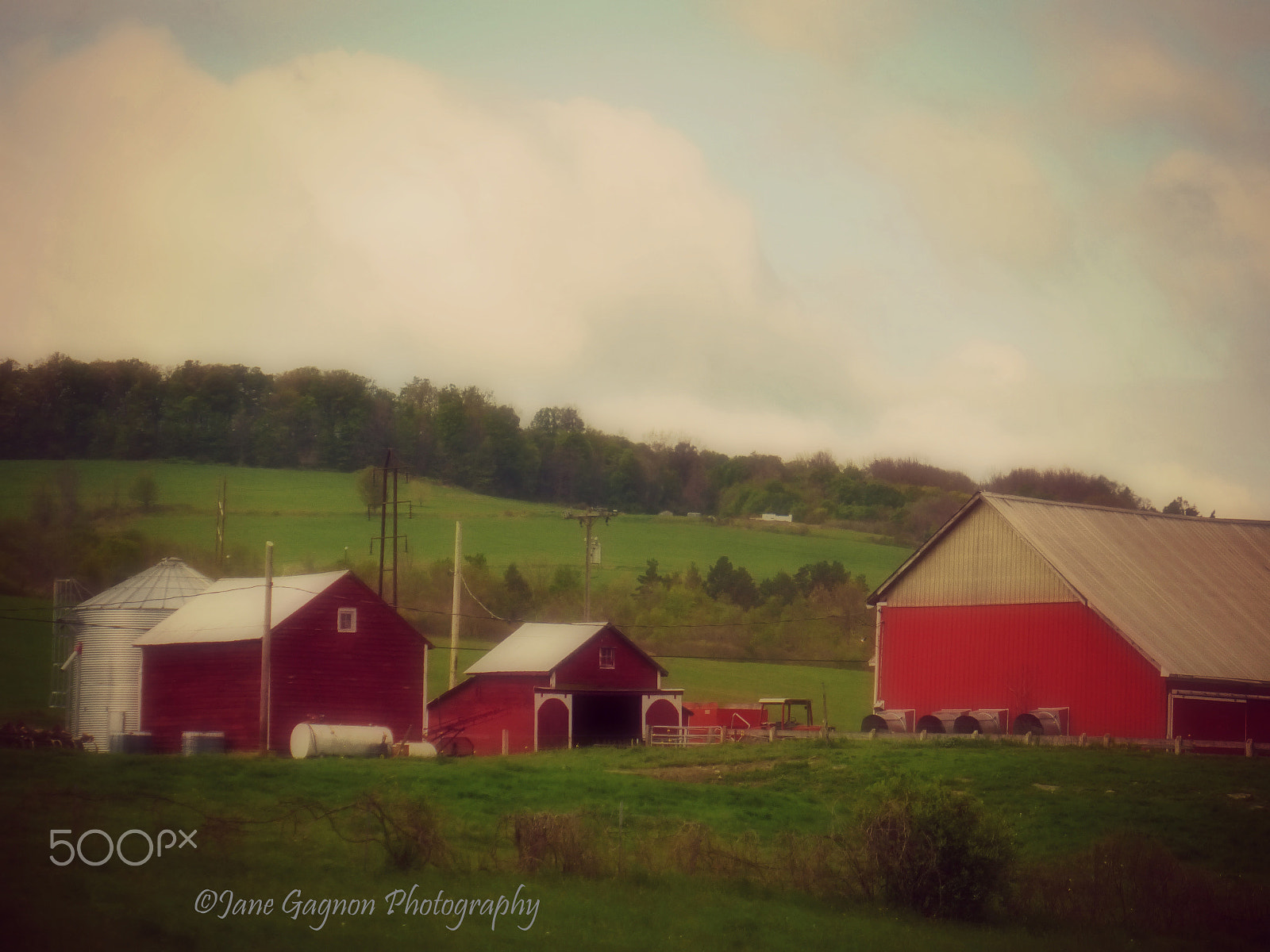 Panasonic Lumix DMC-ZS25 (Lumix DMC-TZ35) sample photo. Farm in new york photography