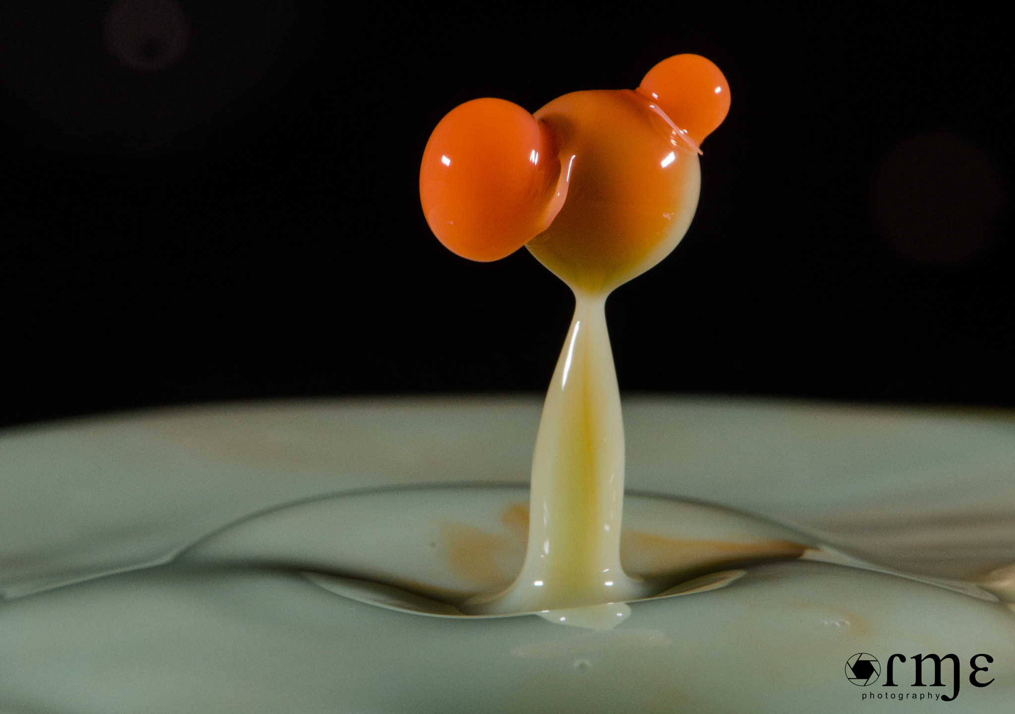 Nikon AF-S Micro-Nikkor 105mm F2.8G IF-ED VR sample photo. Splash drop milk 7 photography