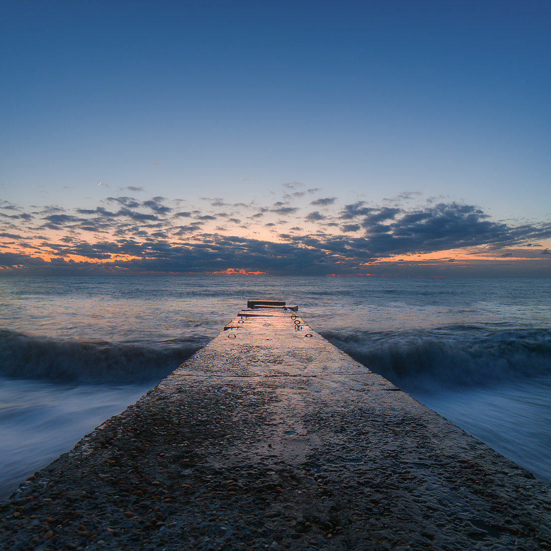 Samyang 14mm F2.8 ED AS IF UMC sample photo. Wave photography