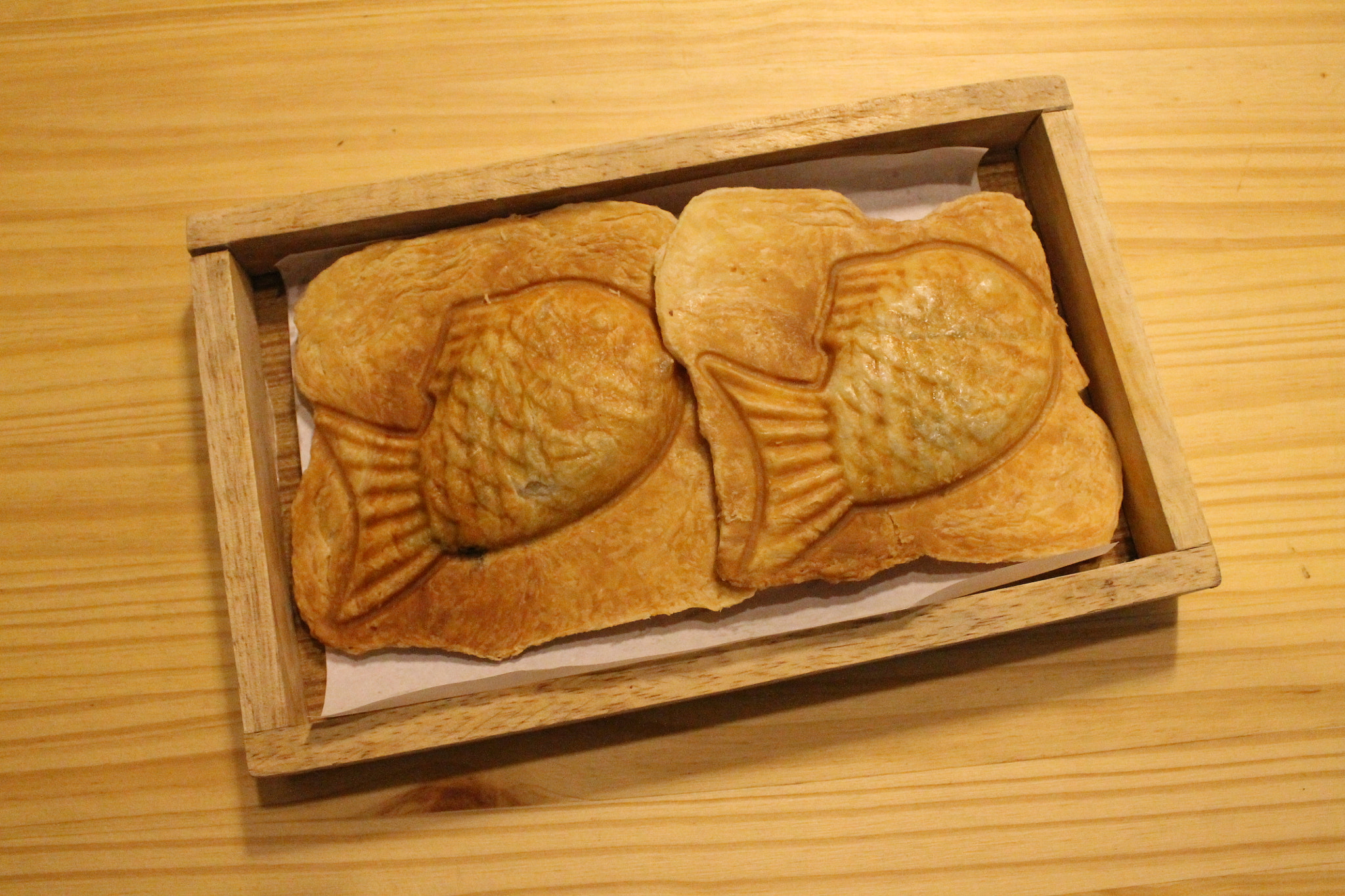 Canon EF-S 18-55mm F3.5-5.6 IS sample photo. 09.1 enjoy eating photography