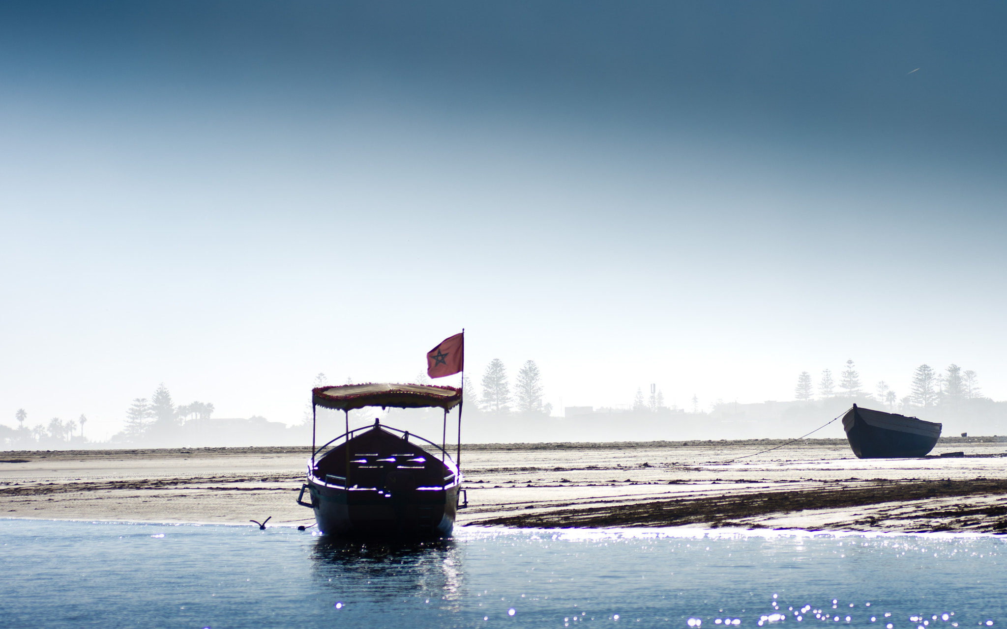 Pentax K-5 sample photo. Lonely boats photography