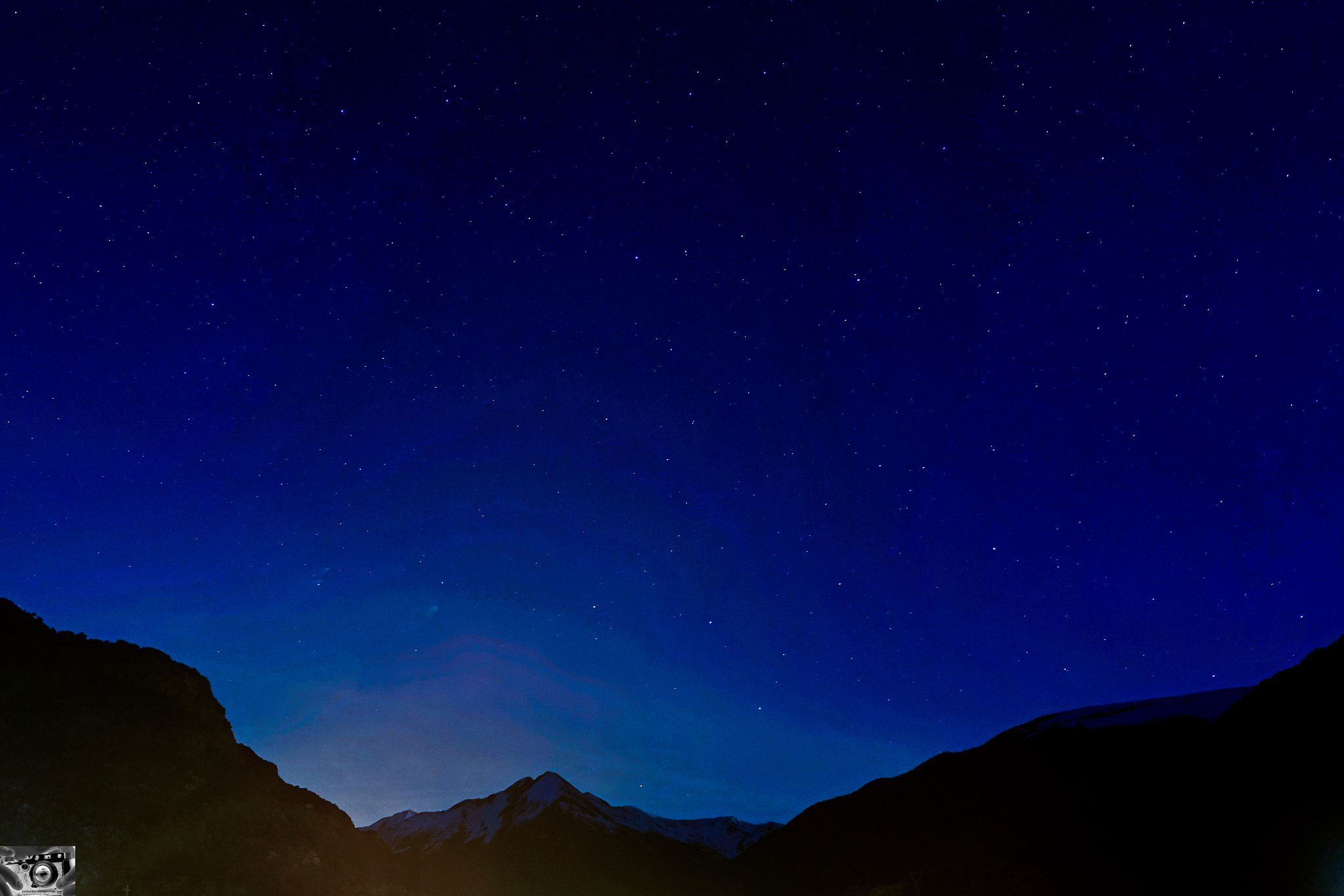 35mm F1.4 sample photo. Noche photography