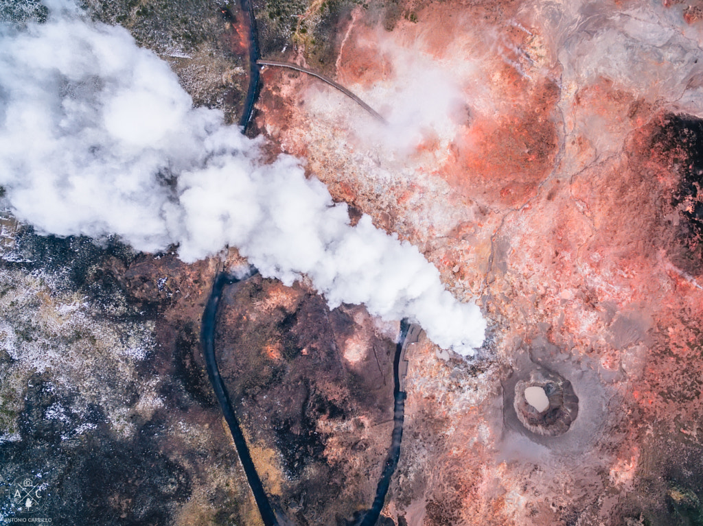A geyser from above by Antonio Carrillo López on 500px.com