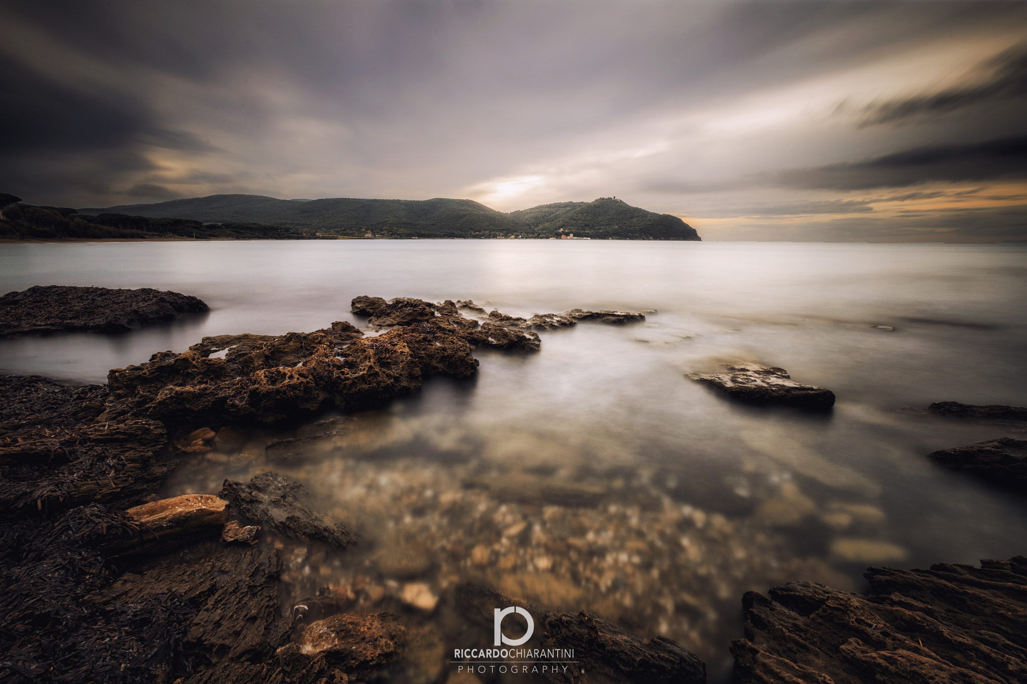 Canon EOS 6D + Canon EF 17-35mm f/2.8L sample photo. Tuscany sunset photography