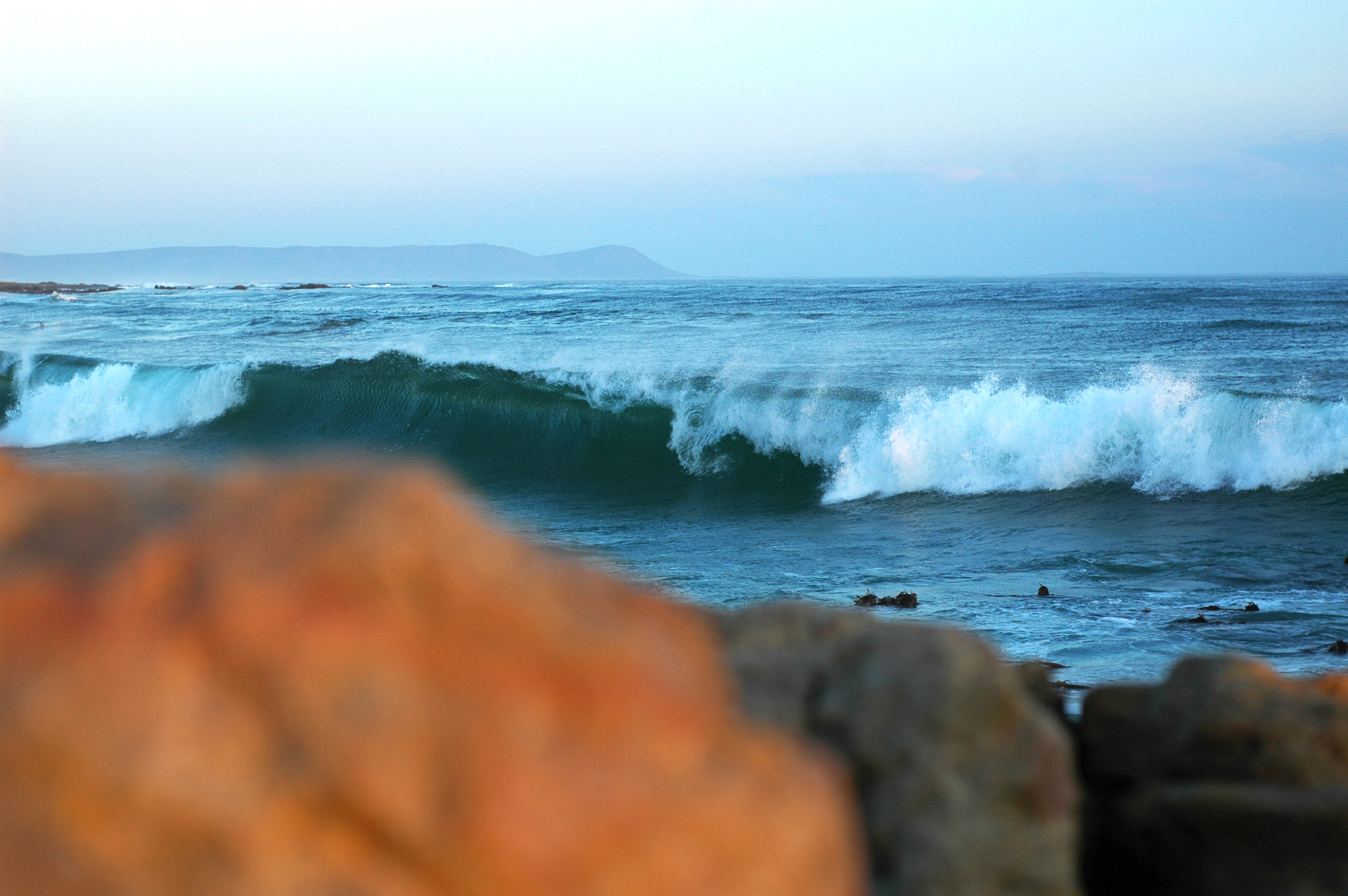 Nikon D70 sample photo. Breaking wave photography