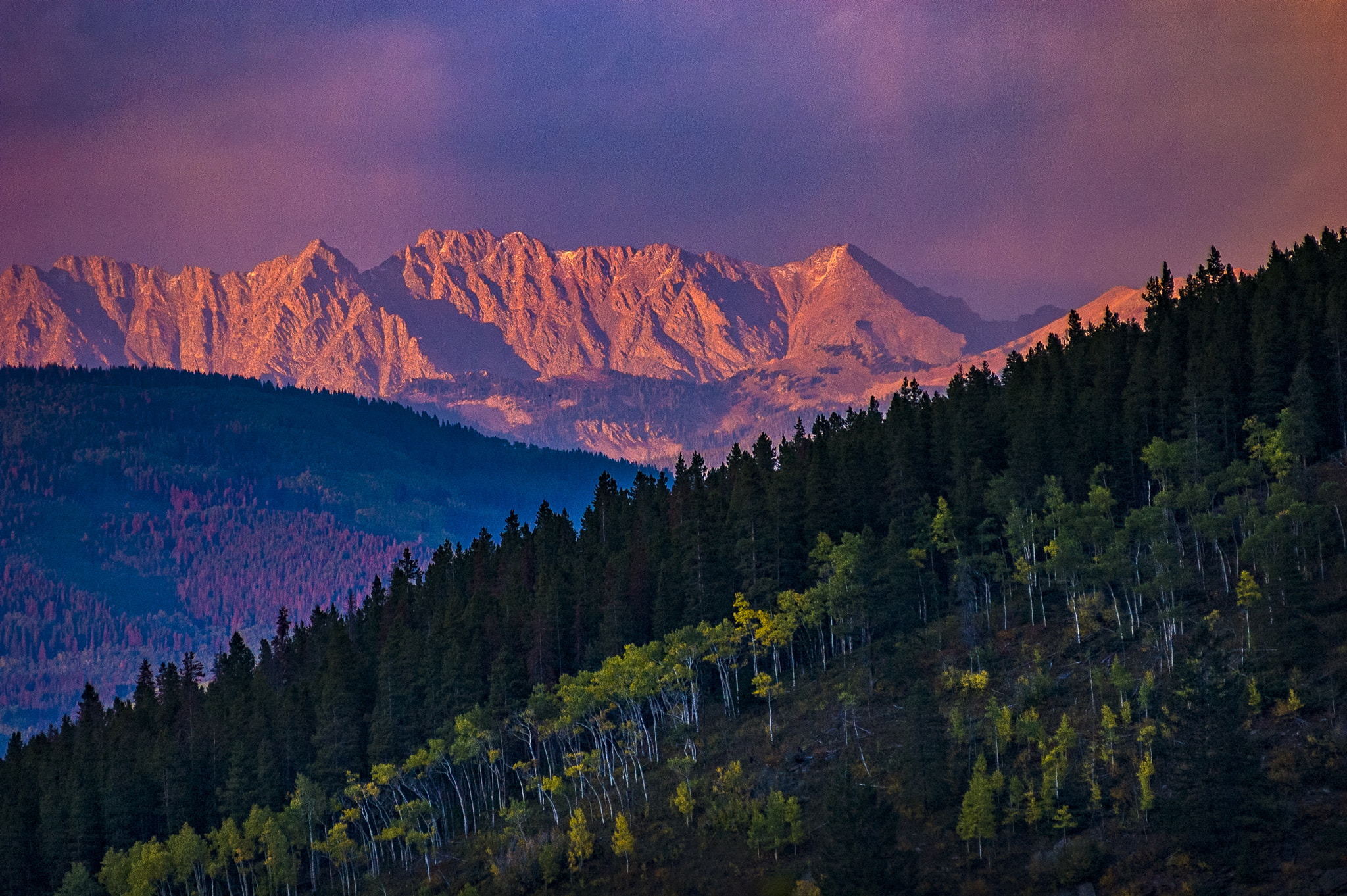 Nikon AF-Nikkor 80-200mm F2.8D ED sample photo. Sunset light gore range alpenglow scenic landscape photography