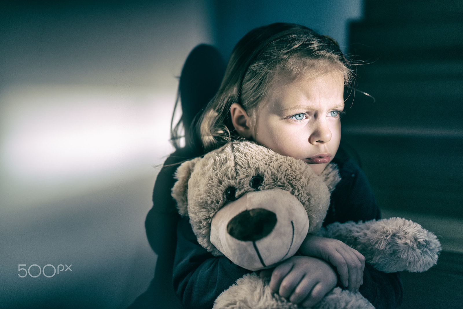 Nikon D800E + Sigma 35mm F1.4 DG HSM Art sample photo. Sad little girl embracing her teddy bear - feels lonely photography