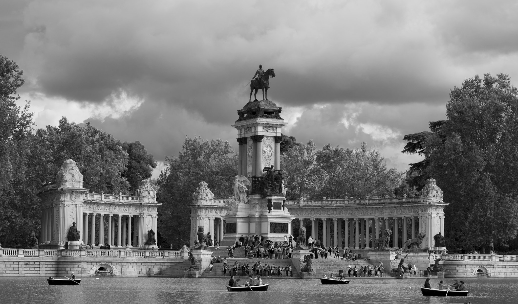 Pentax K-3 II sample photo. Retiro photography