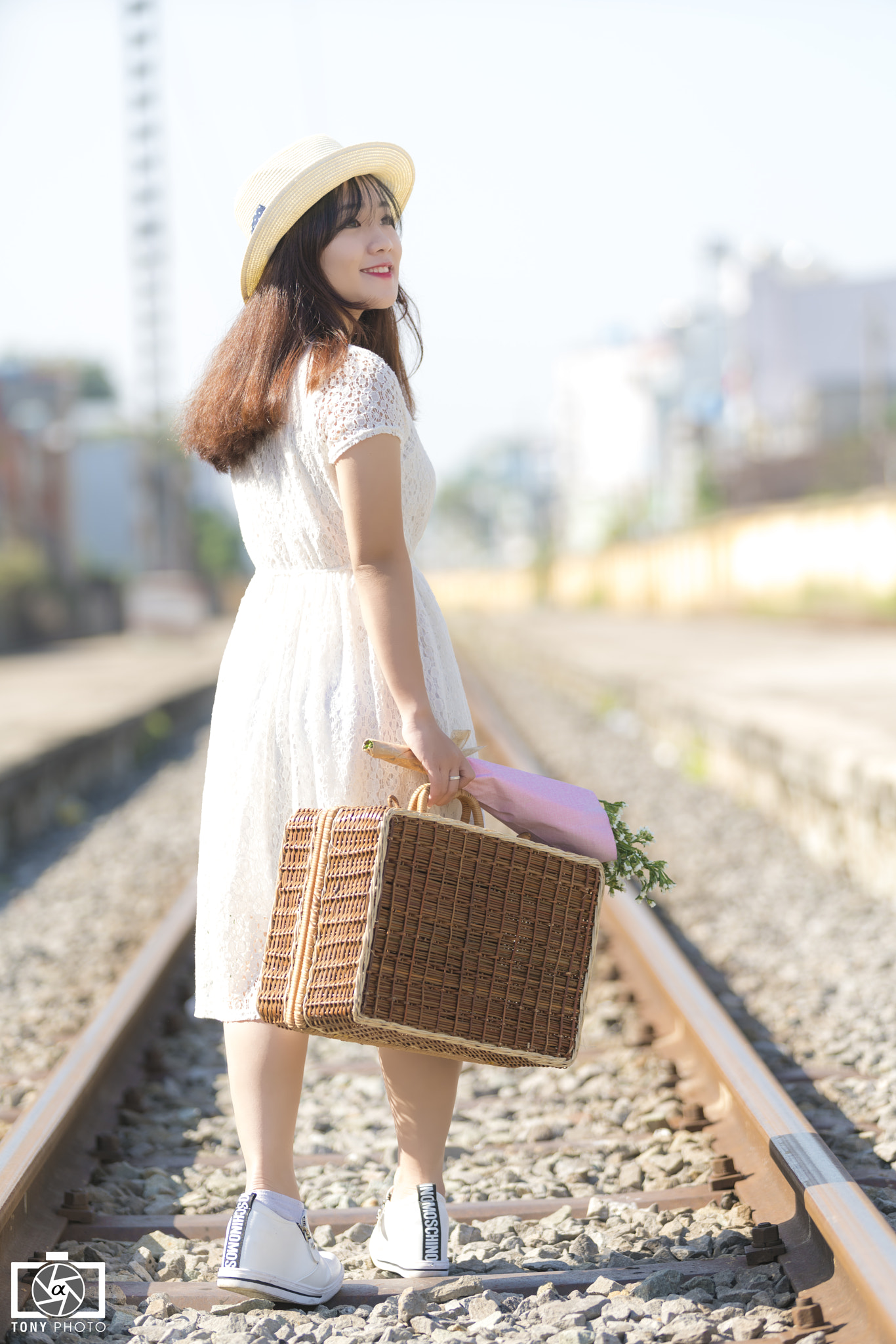 Canon EF 70-200mm F2.8L IS II USM sample photo. Railway station 2016 photography