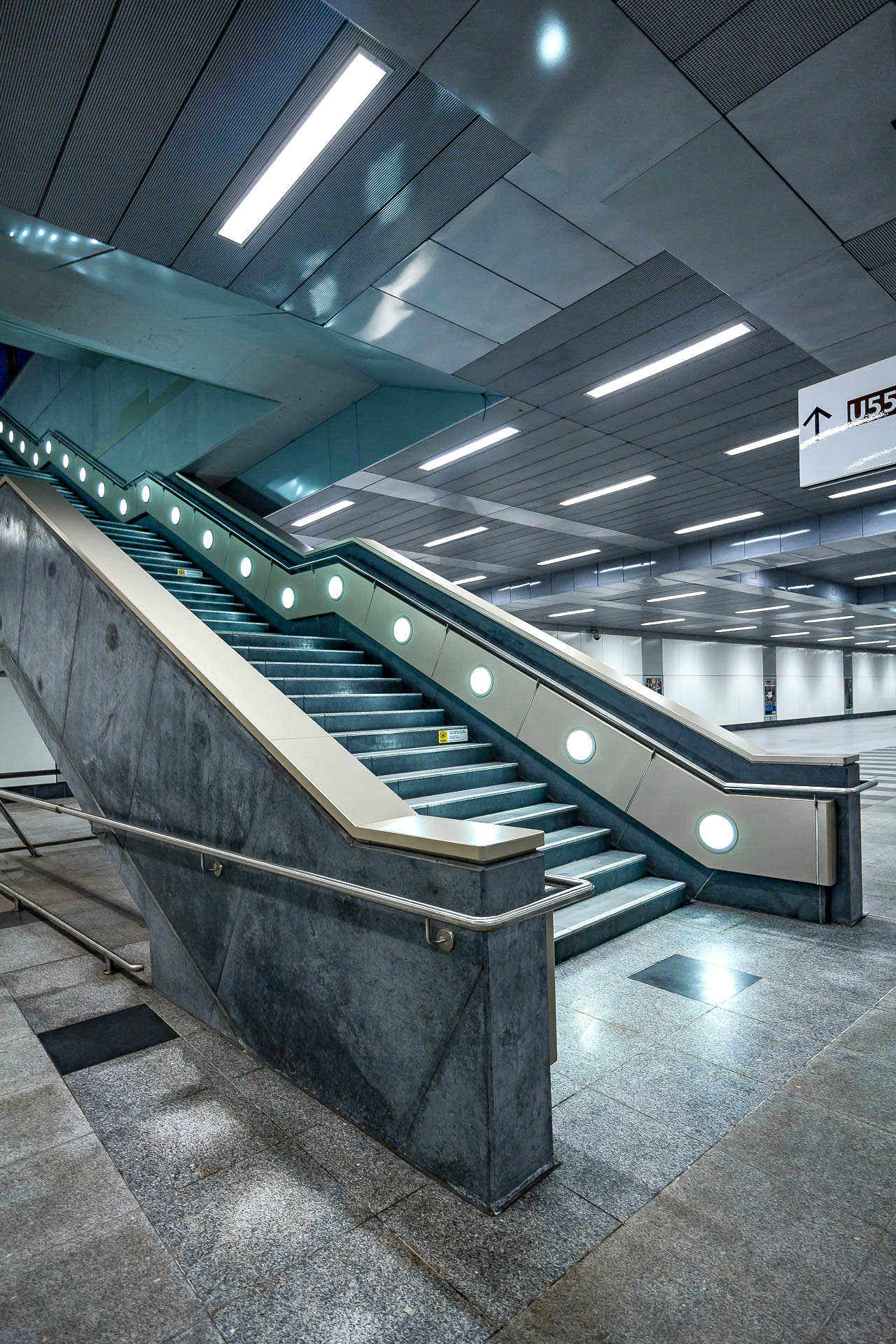 Canon EF-M 11-22mm F4-5.6 IS STM sample photo. Stairs photography