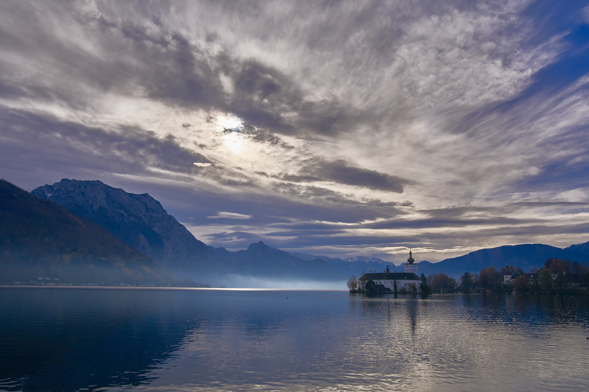 Sigma 17-50mm F2.8 EX DC OS HSM sample photo. Traunsee schloss ort photography