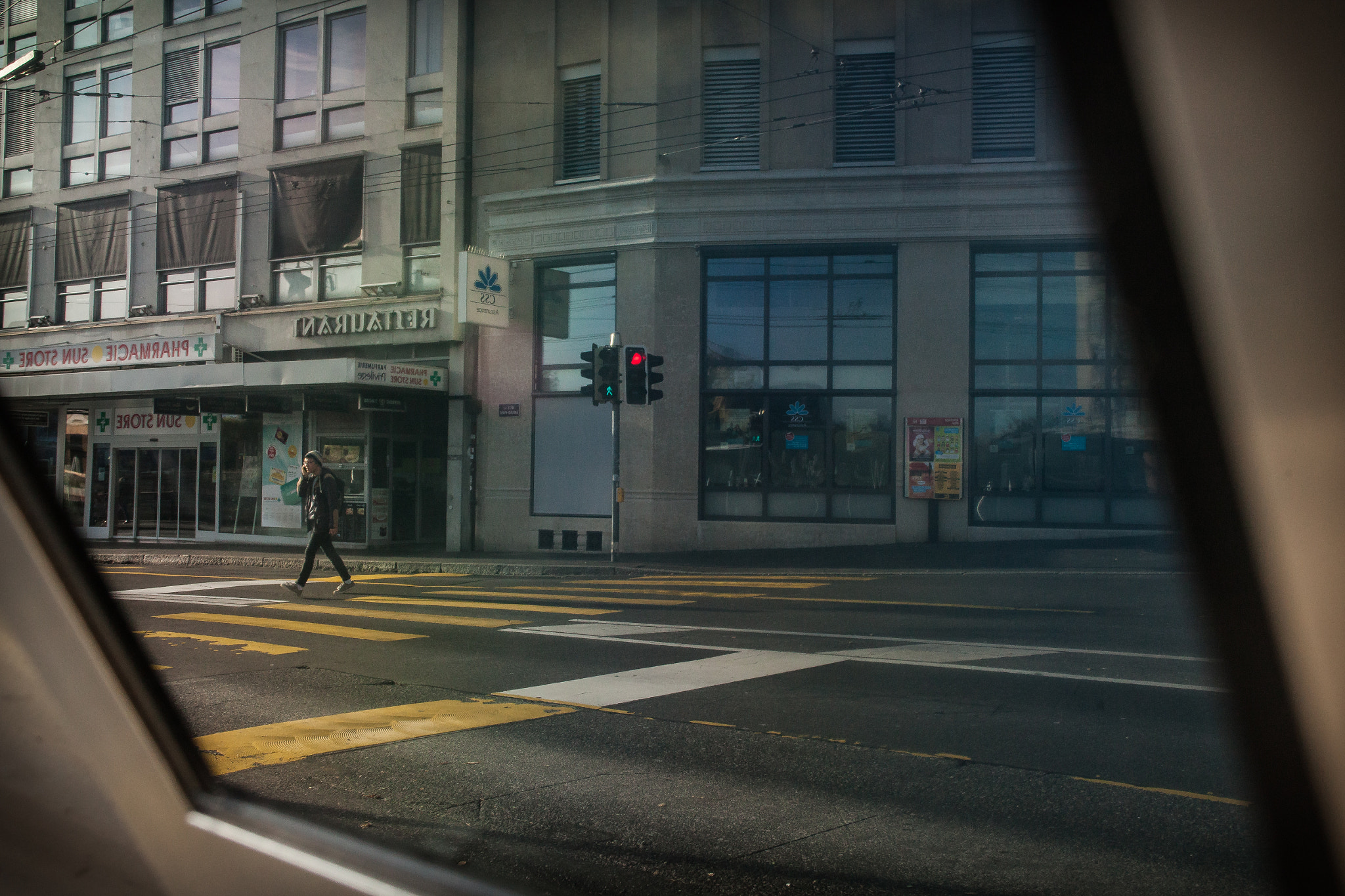 EF28-70mm f/2.8L USM sample photo. Follow your path. photography