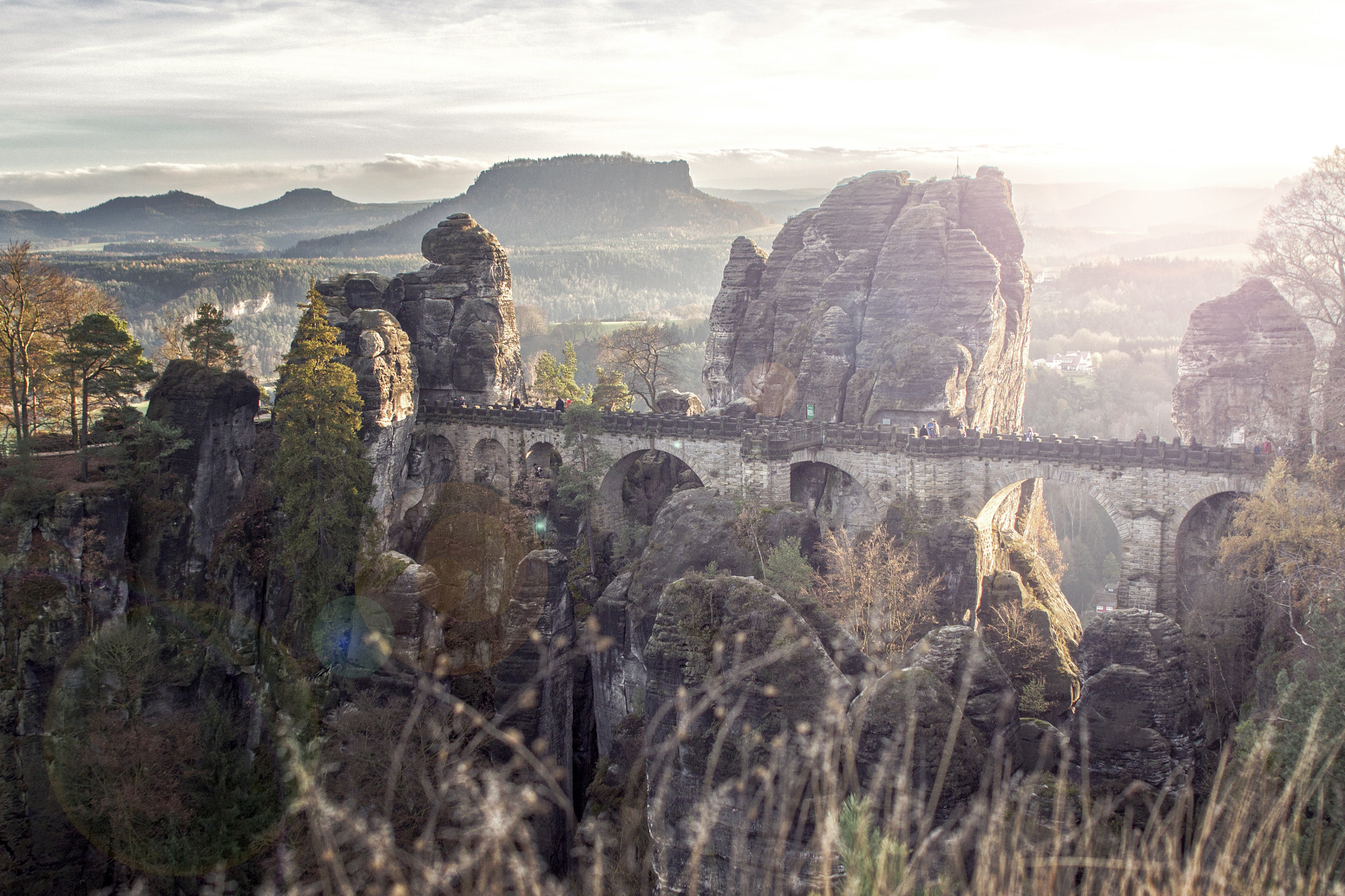 Canon EF 17-35mm f/2.8L + 1.4x sample photo. Bastei photography