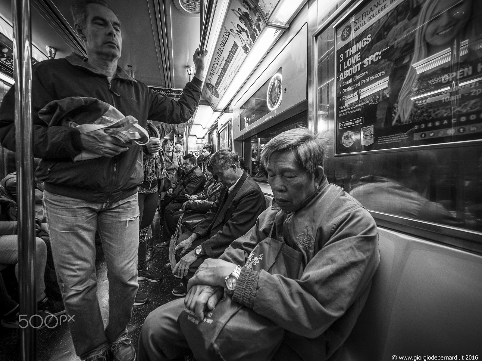 Olympus OM-D E-M5 II + Olympus M.Zuiko Digital ED 7-14mm F2.8 PRO sample photo. New york photography