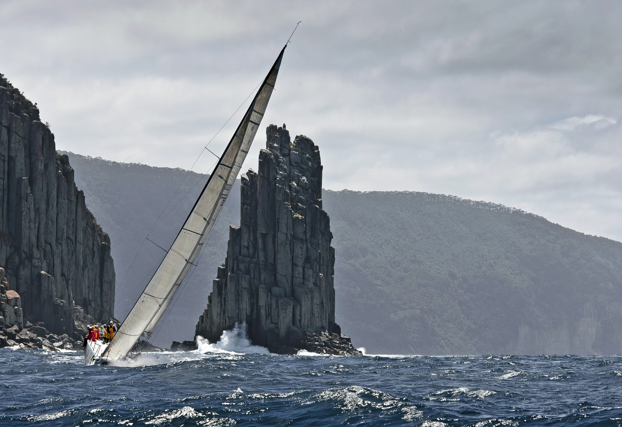 Nikon D3X sample photo. Rolex sydney hobart yacht race photography