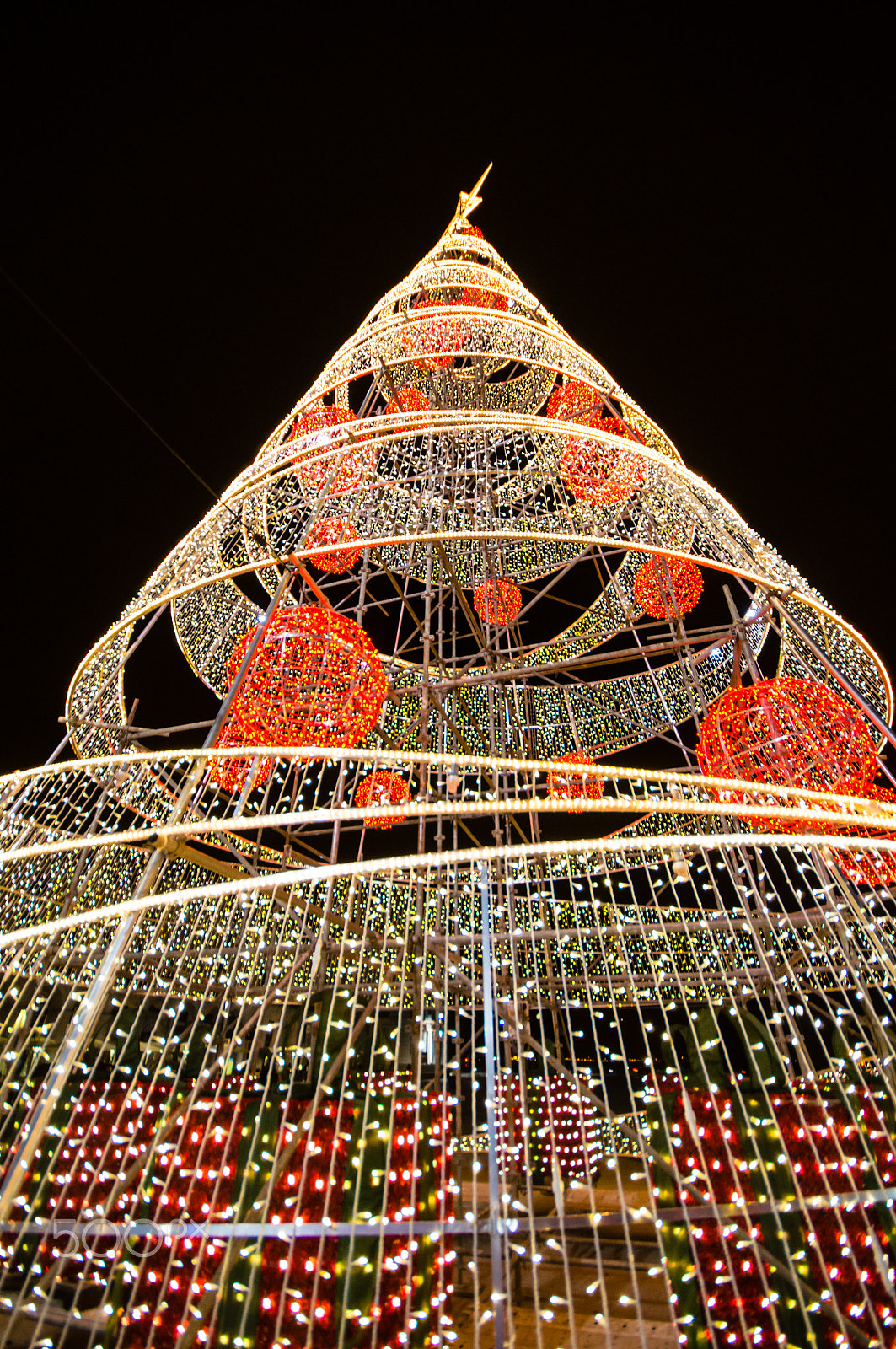 Sigma AF 10-20mm F4-5.6 EX DC sample photo. Christmas ornaments photography