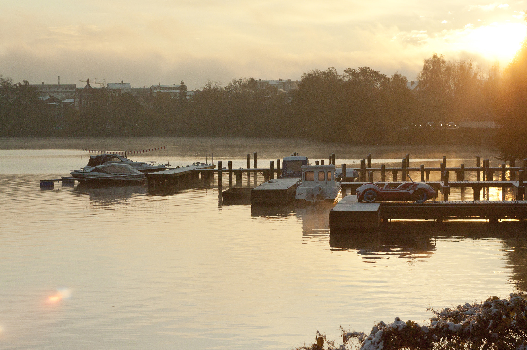 Canon EF 35-80mm f/4-5.6 sample photo. Boats photography