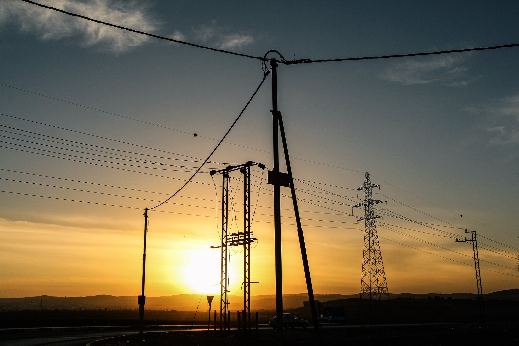Canon EOS 650D (EOS Rebel T4i / EOS Kiss X6i) sample photo. Roadside sunset photography