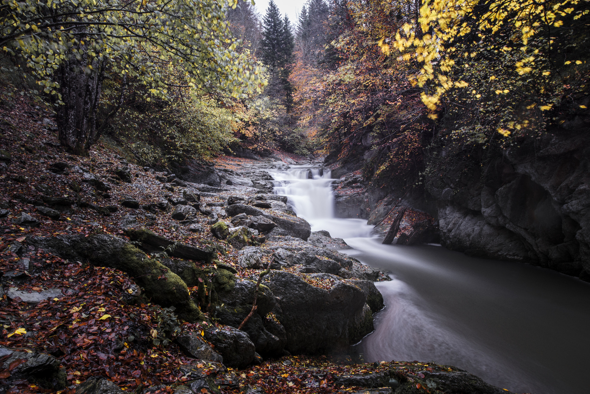 Nikon D600 + Sigma 20mm F1.8 EX DG Aspherical RF sample photo. Salto del cubo ii photography