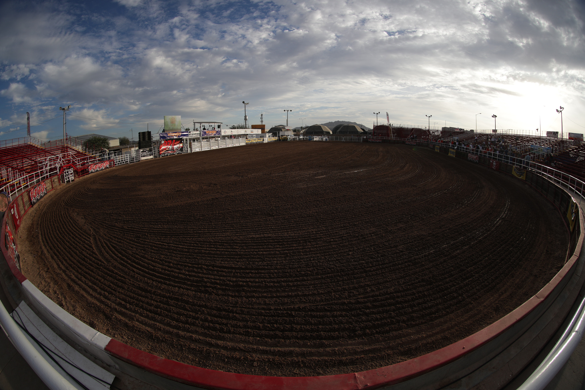 Canon EF 8-15mm F4L Fisheye USM sample photo. Campeonato nacional de #rodeo 2016  photography