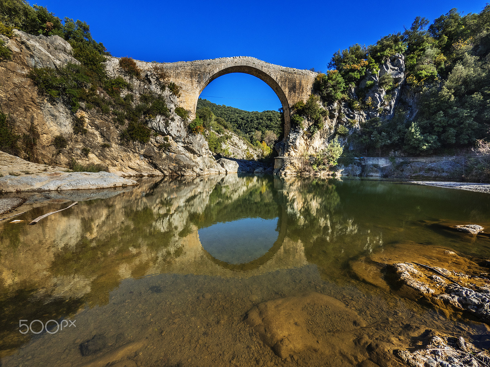 Olympus OM-D E-M1 + Panasonic Lumix G Vario 7-14mm F4 ASPH sample photo. Llierca bridge photography