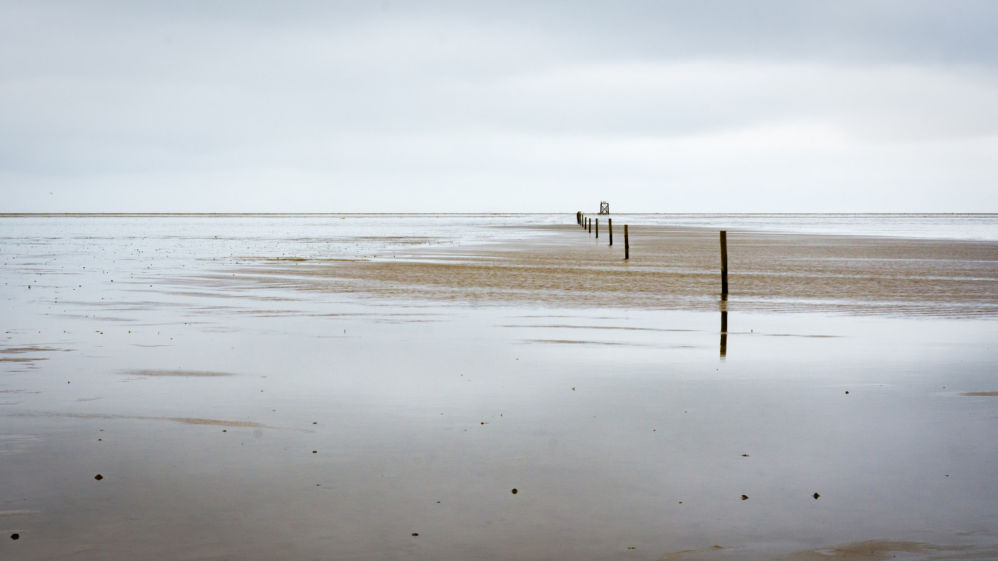 Sigma 17-70mm F2.8-4 DC Macro OS HSM sample photo. Westerhever - endless view to the north sea photography