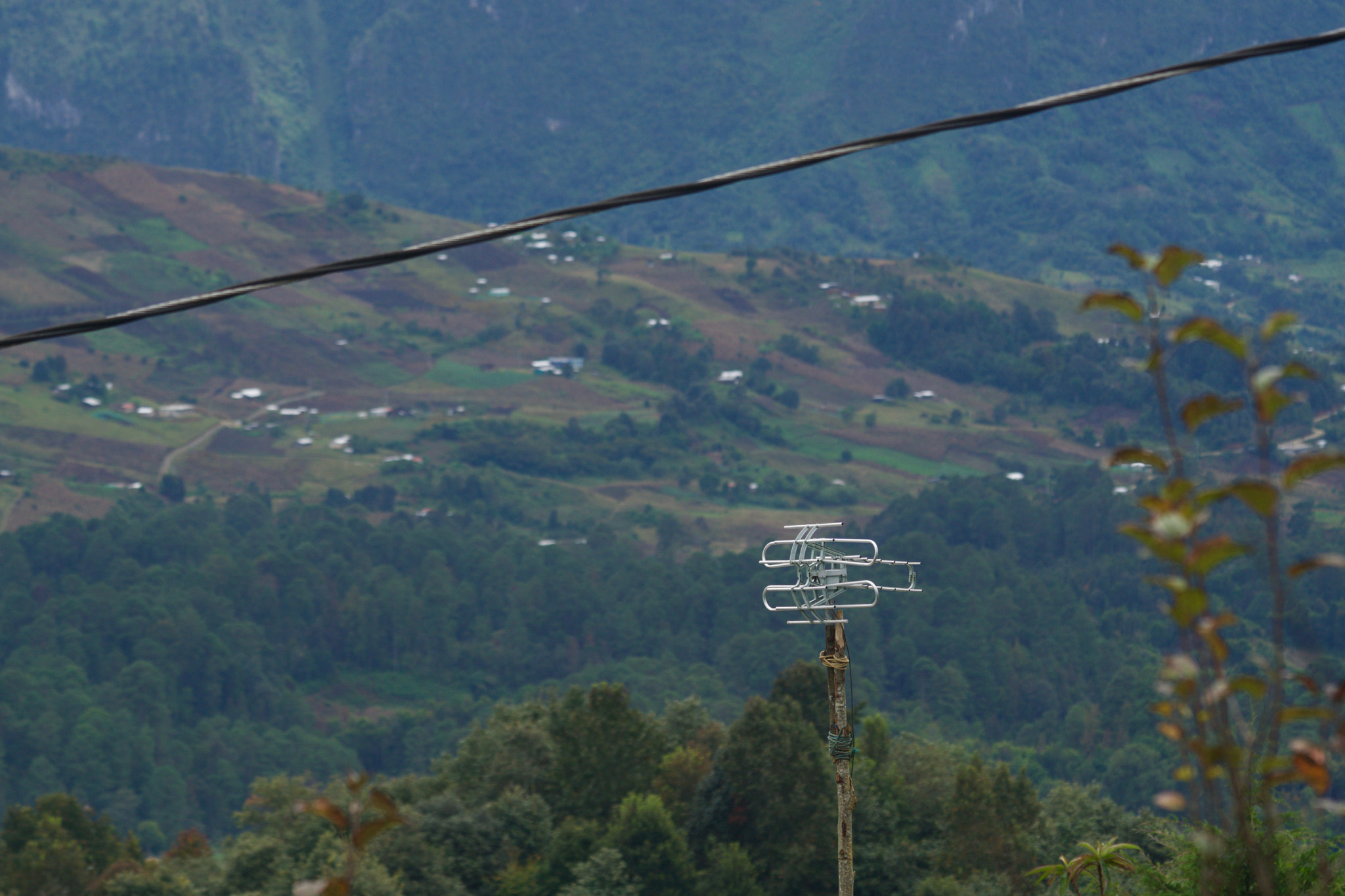 Tamron 18-270mm F3.5-6.3 Di II PZD sample photo. Antenna of the valley photography