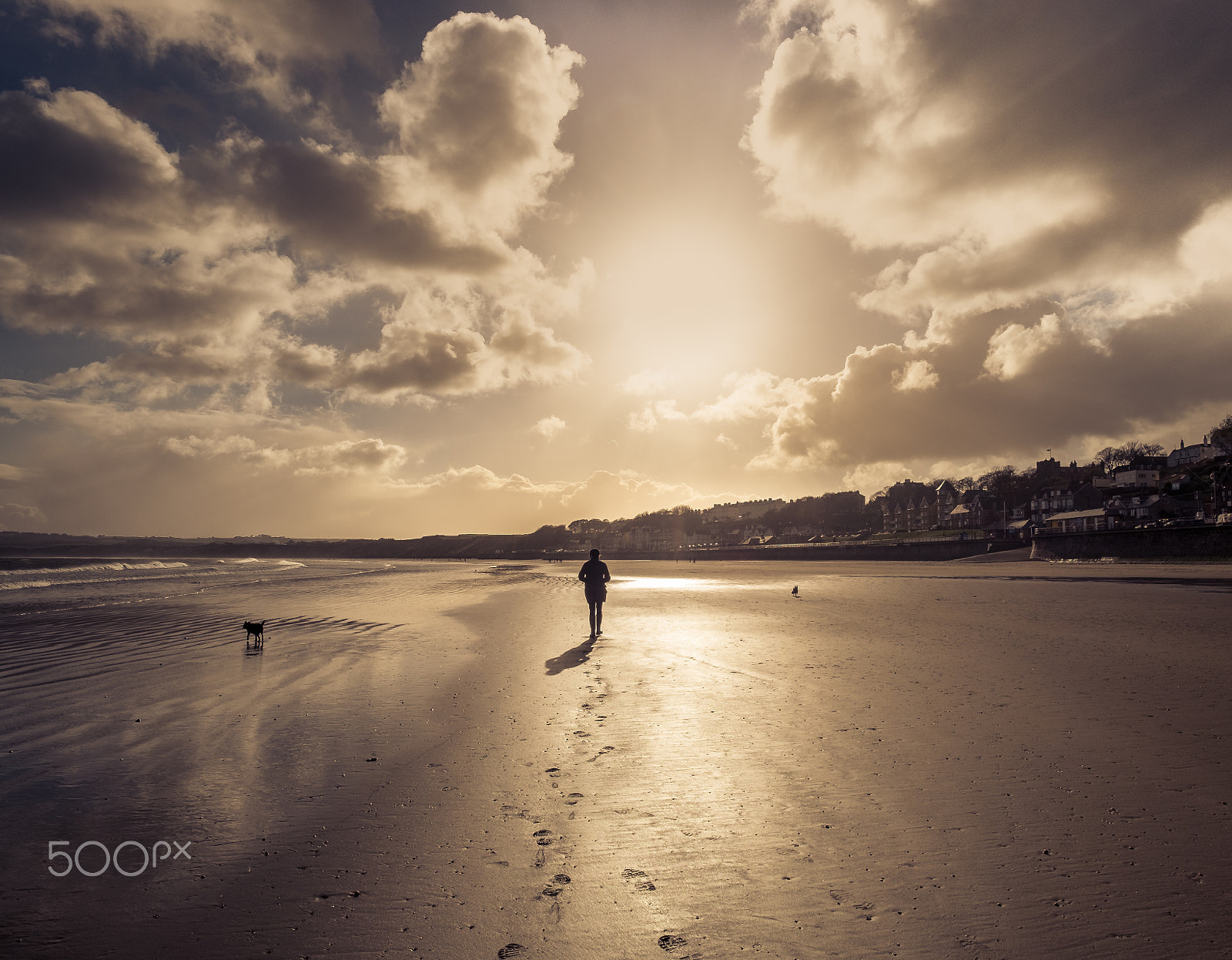 Fujifilm X-T10 sample photo. Seaside stroll photography