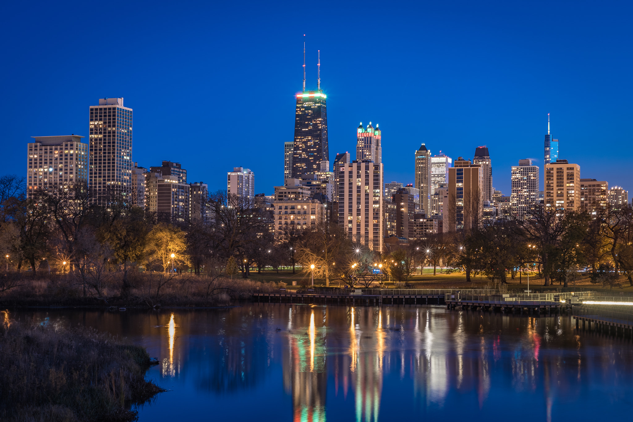 Nikon AF Micro-Nikkor 60mm F2.8D sample photo. Chicago from lincoln park photography
