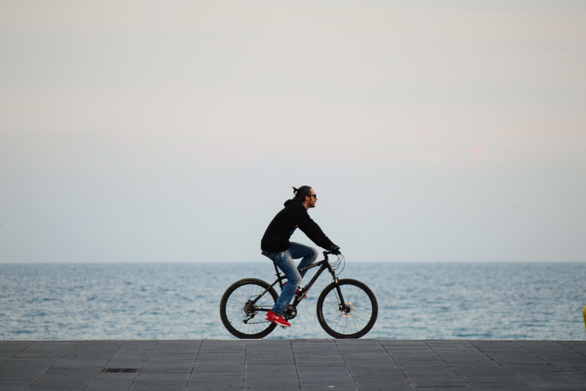 AF Zoom-Nikkor 75-240mm f/4.5-5.6D sample photo. Feel freedom photography