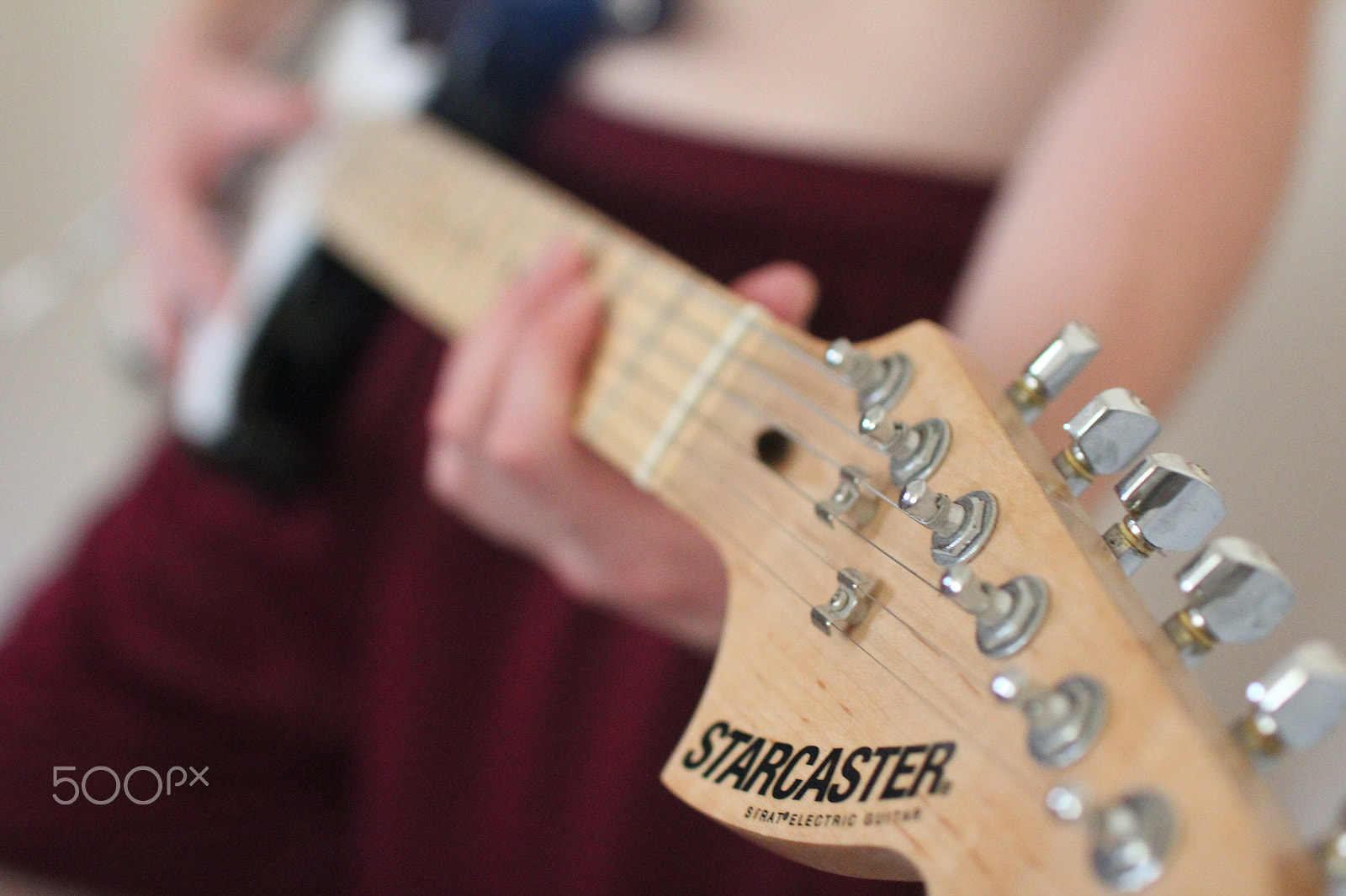 Sigma 30mm F1.4 EX DC HSM sample photo. Playing electric guitar photography