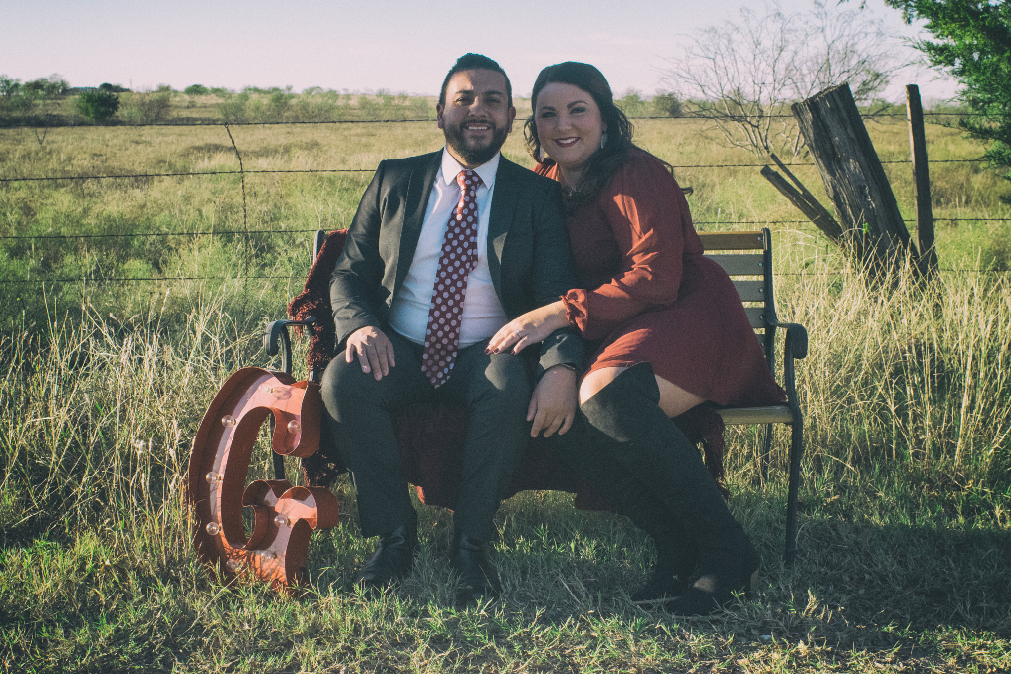 Nikon AF Nikkor 28mm F2.8D sample photo. Griffin family christmas photography