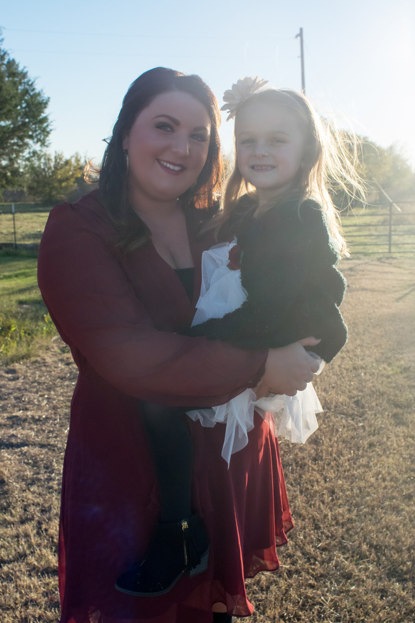 Nikon D5300 + Nikon AF Nikkor 28mm F2.8D sample photo. Griffin family christmas photography