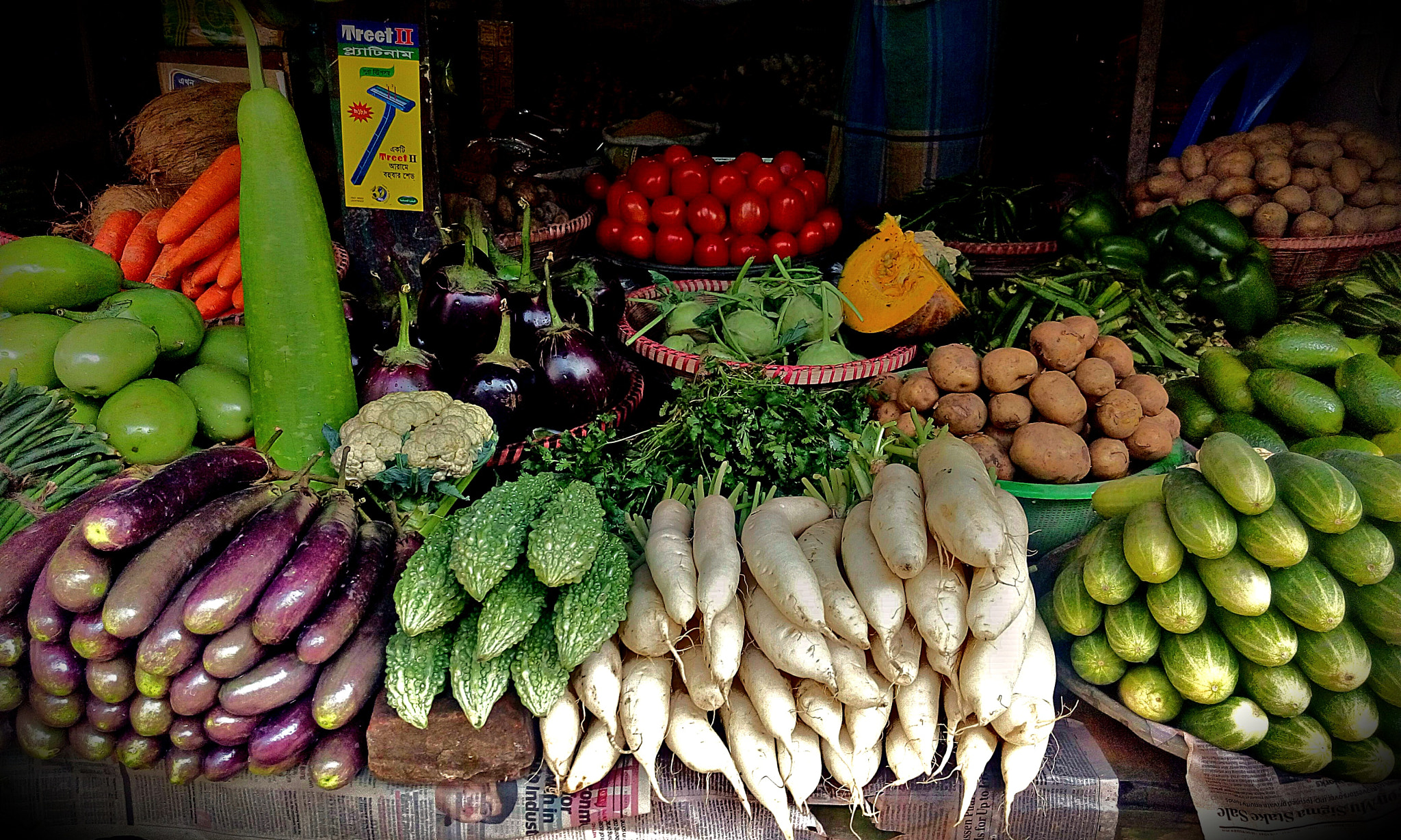 HTC DESIRE 626G+ DUAL SIM sample photo. Local market at bangladesh. photography