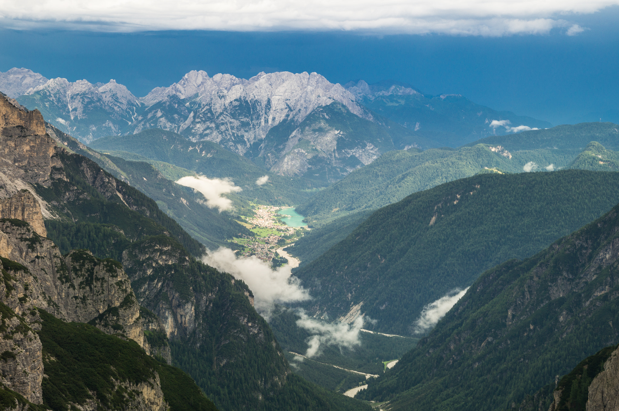 Sony SLT-A57 sample photo. Alpine valley photography