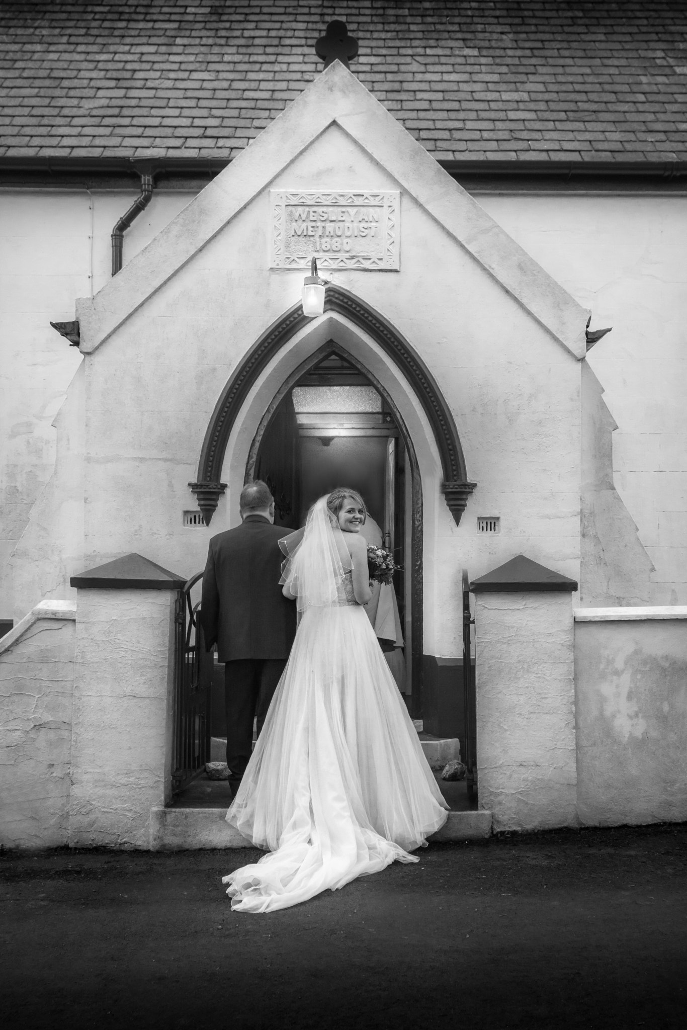 Sigma 24-70mm F2.8 EX DG Macro sample photo. The excited bride photography