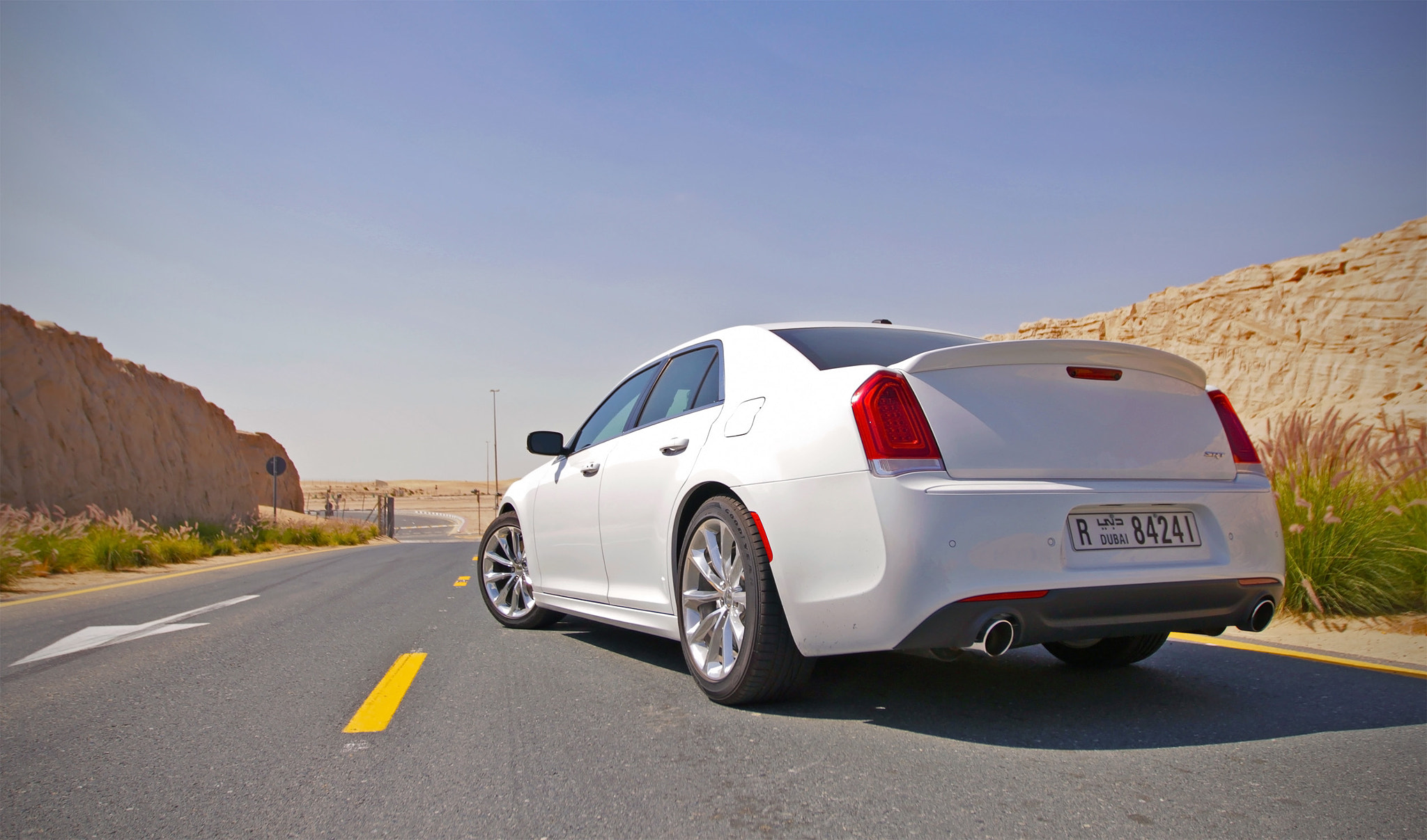 Canon EF 16-35mm F2.8L II USM sample photo. Chrysler 300c srt photography