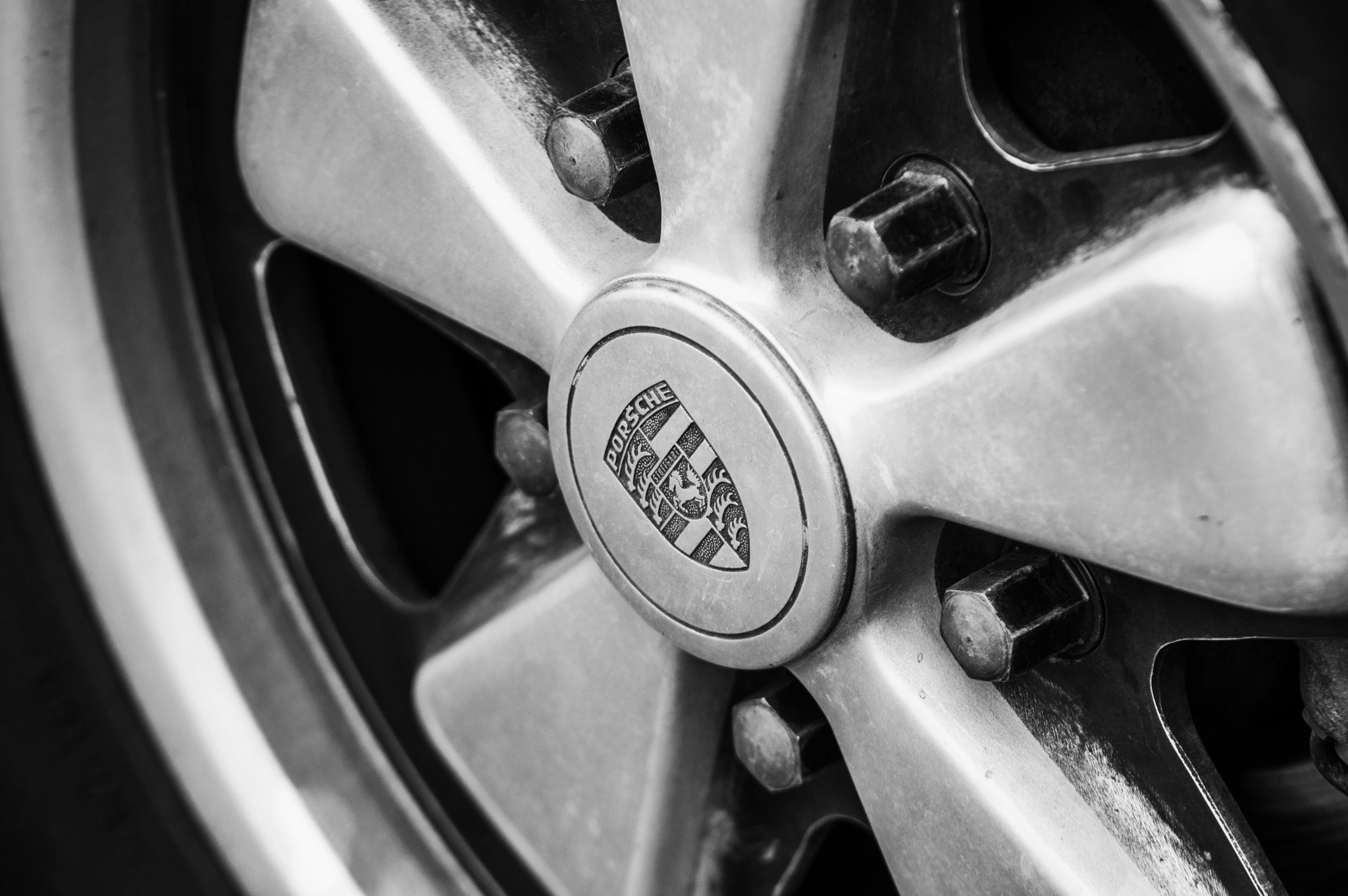 Pentax K-3 sample photo. Vintage porsche wheel photography