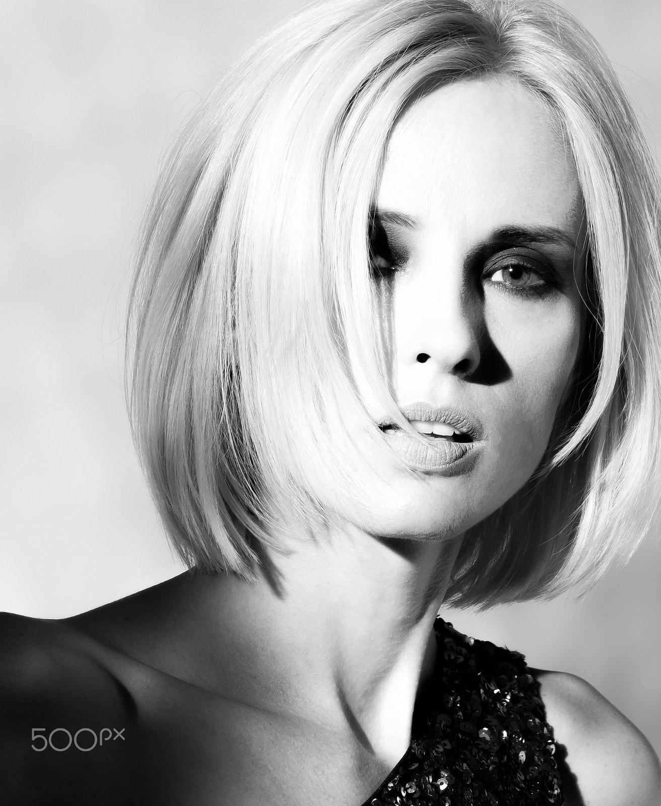 Canon EOS 5DS + Canon EF 50mm F1.4 USM sample photo. Portrait photography