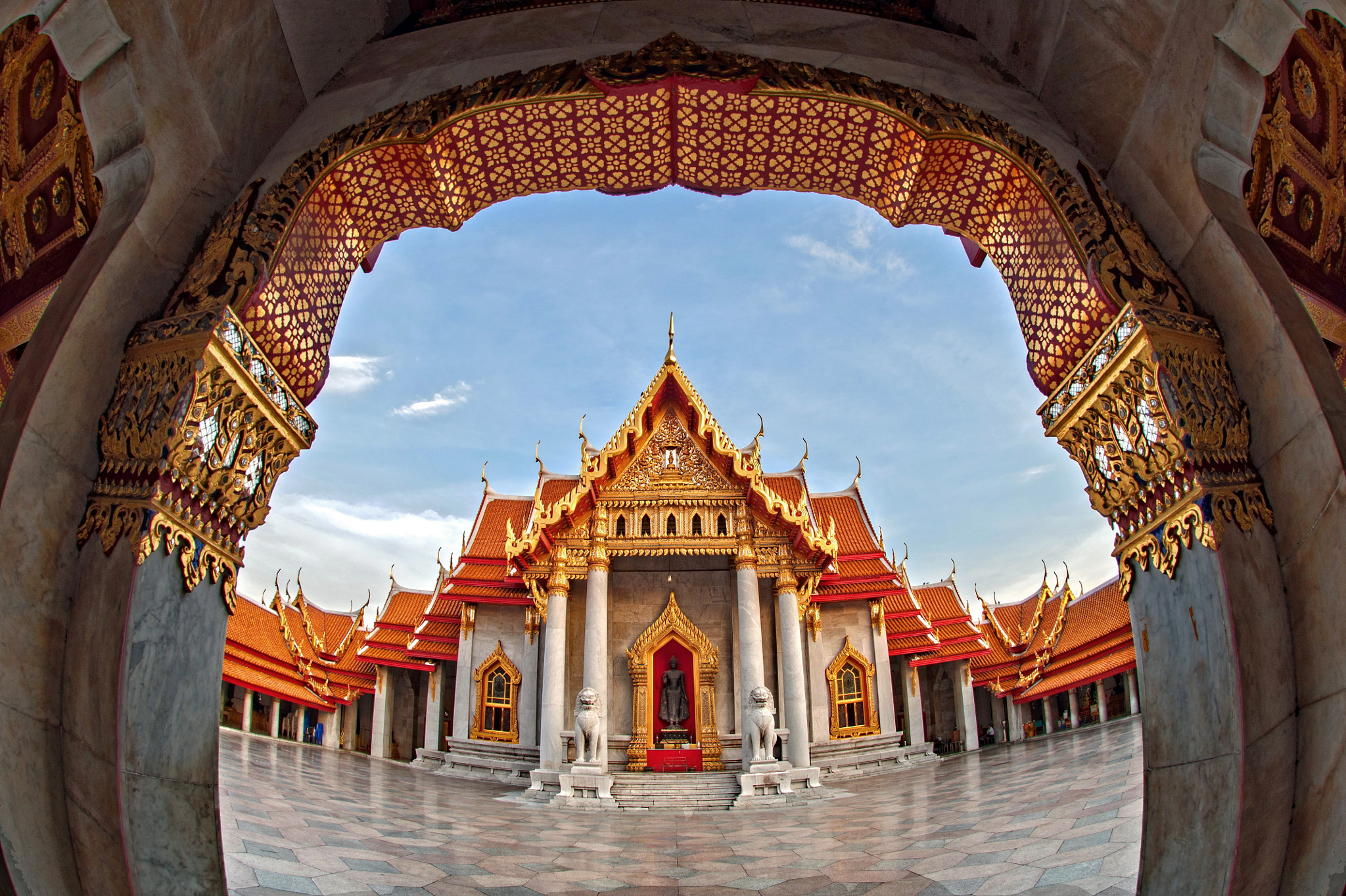 Nikon AF DX Fisheye-Nikkor 10.5mm F2.8G ED sample photo. The marble temple photography