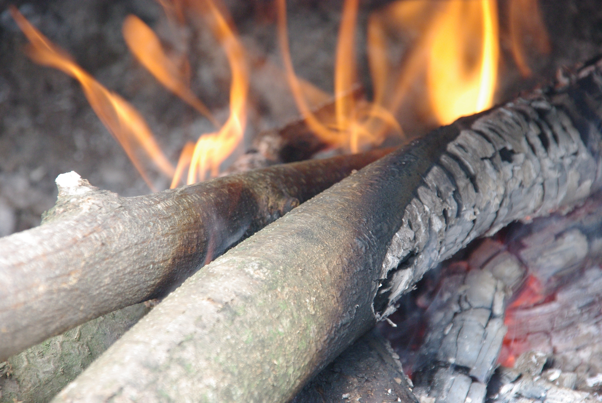 Pentax K-m (K2000) sample photo. Fireplace :) photography