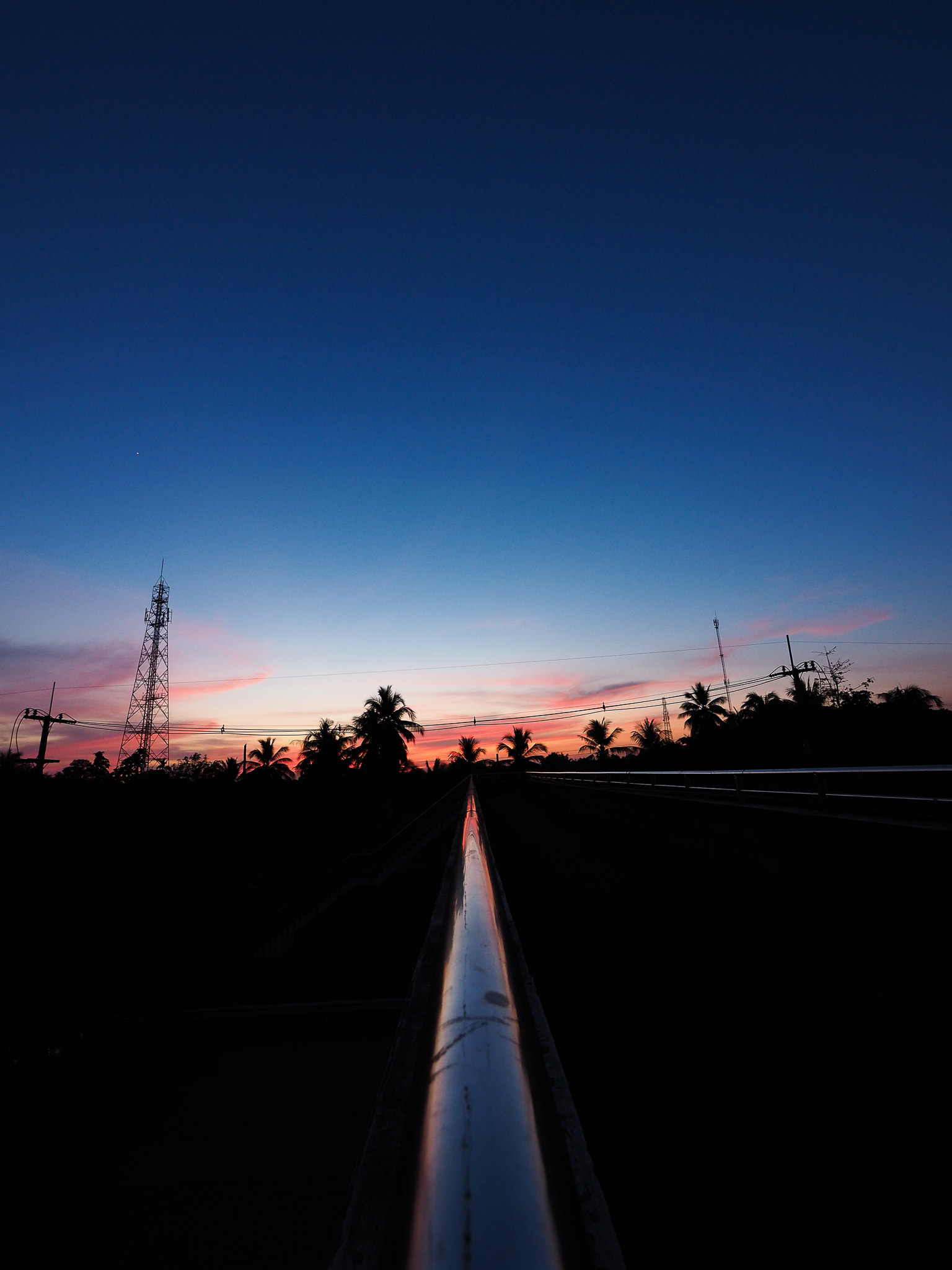 Panasonic Lumix G Vario 7-14mm F4 ASPH sample photo. Twilight bridge photography
