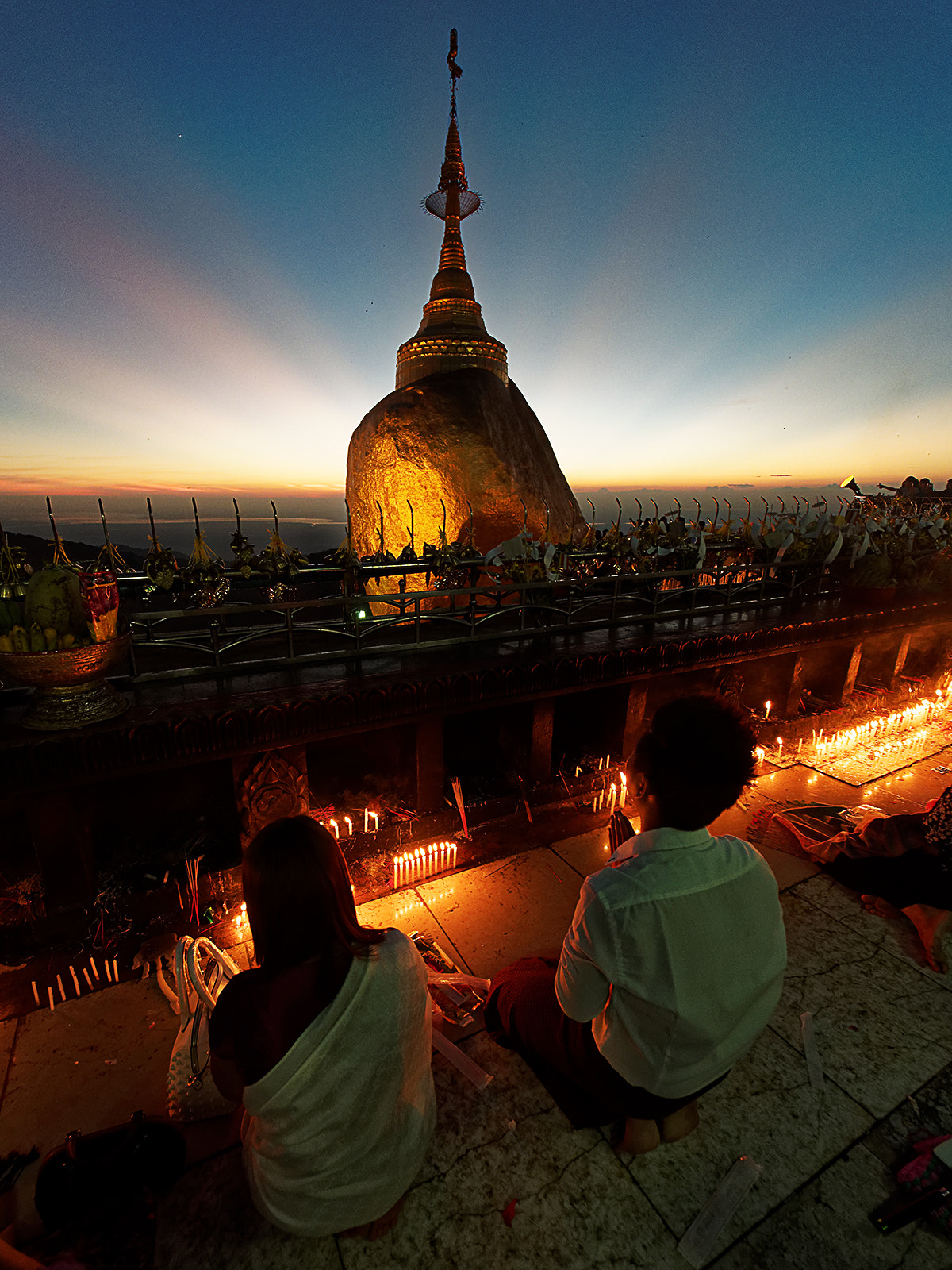 Olympus OM-D E-M5 II + Olympus M.Zuiko Digital ED 7-14mm F2.8 PRO sample photo. Kyaikhto myanmar photography