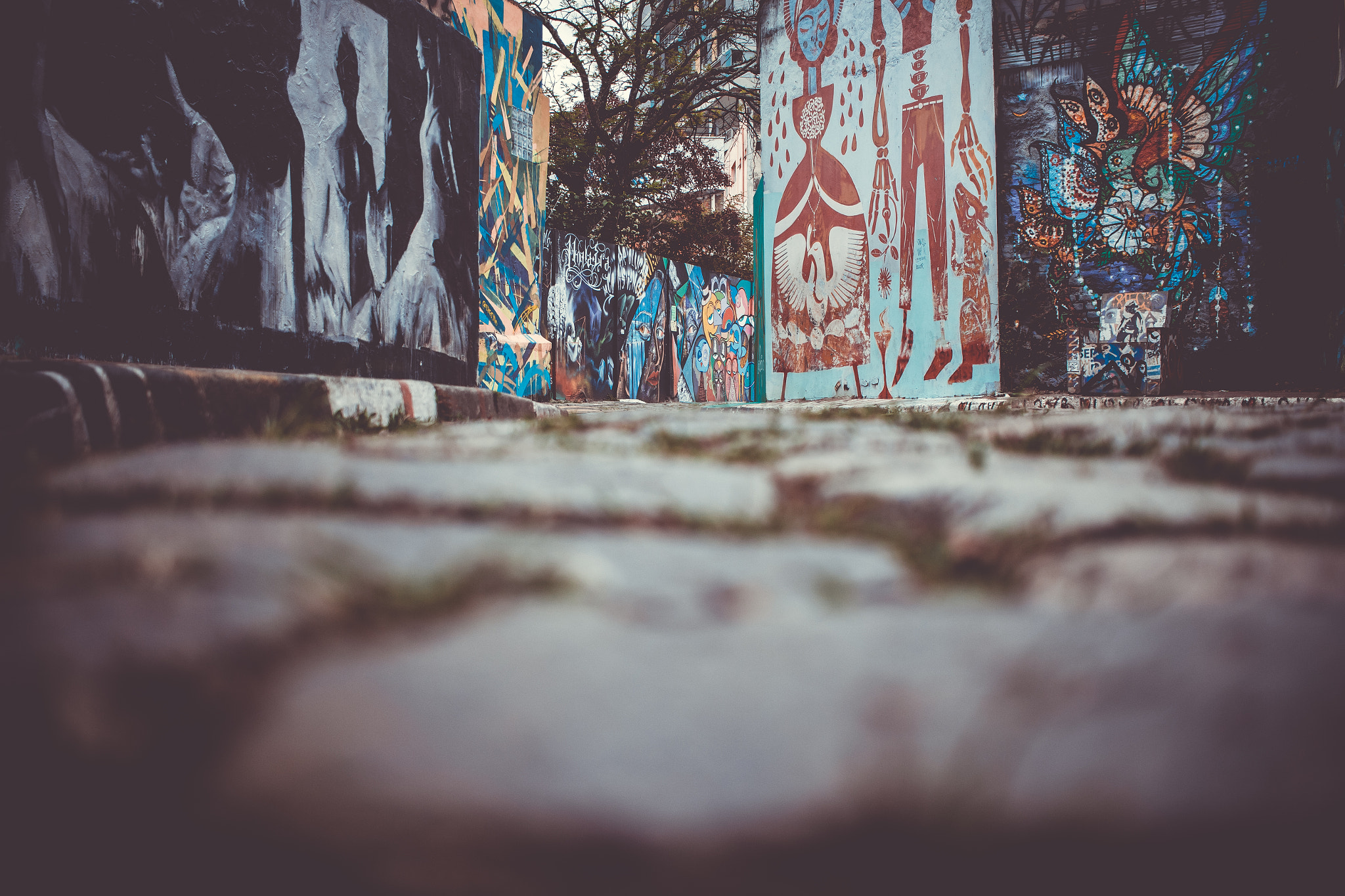 Canon EF-S 24mm F2.8 STM sample photo. Art street photography