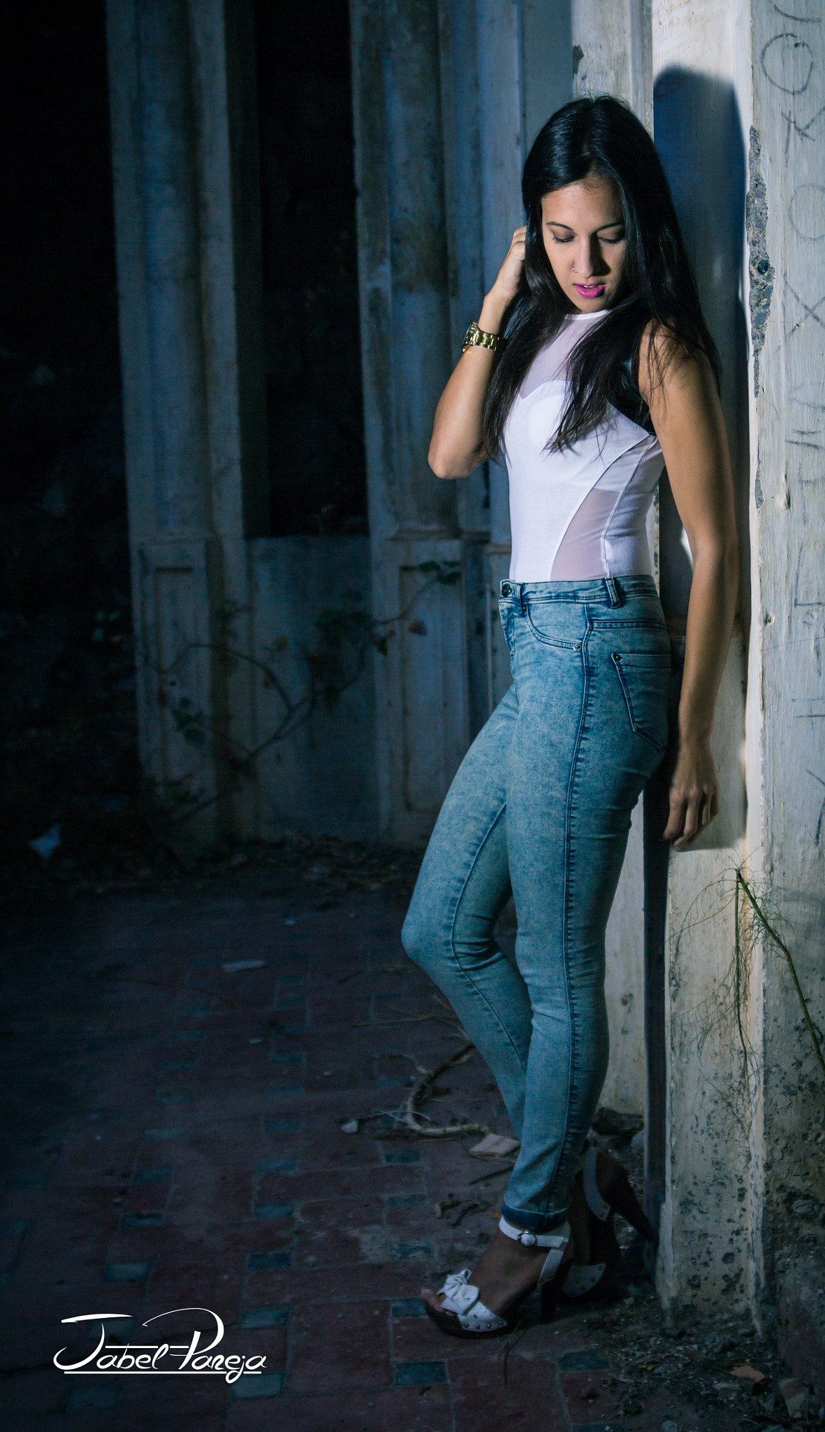 Canon EOS 60D sample photo. Andrea revelado dramático photography