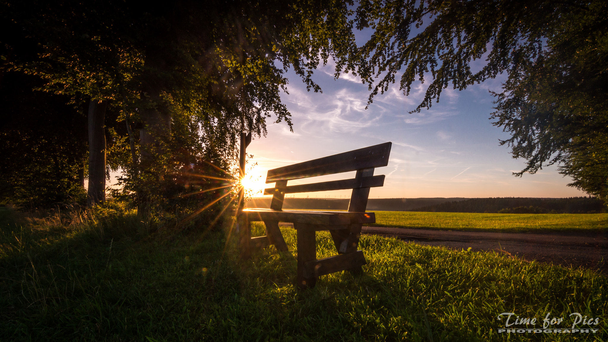 20mm F2.8 sample photo. Good morning sun photography