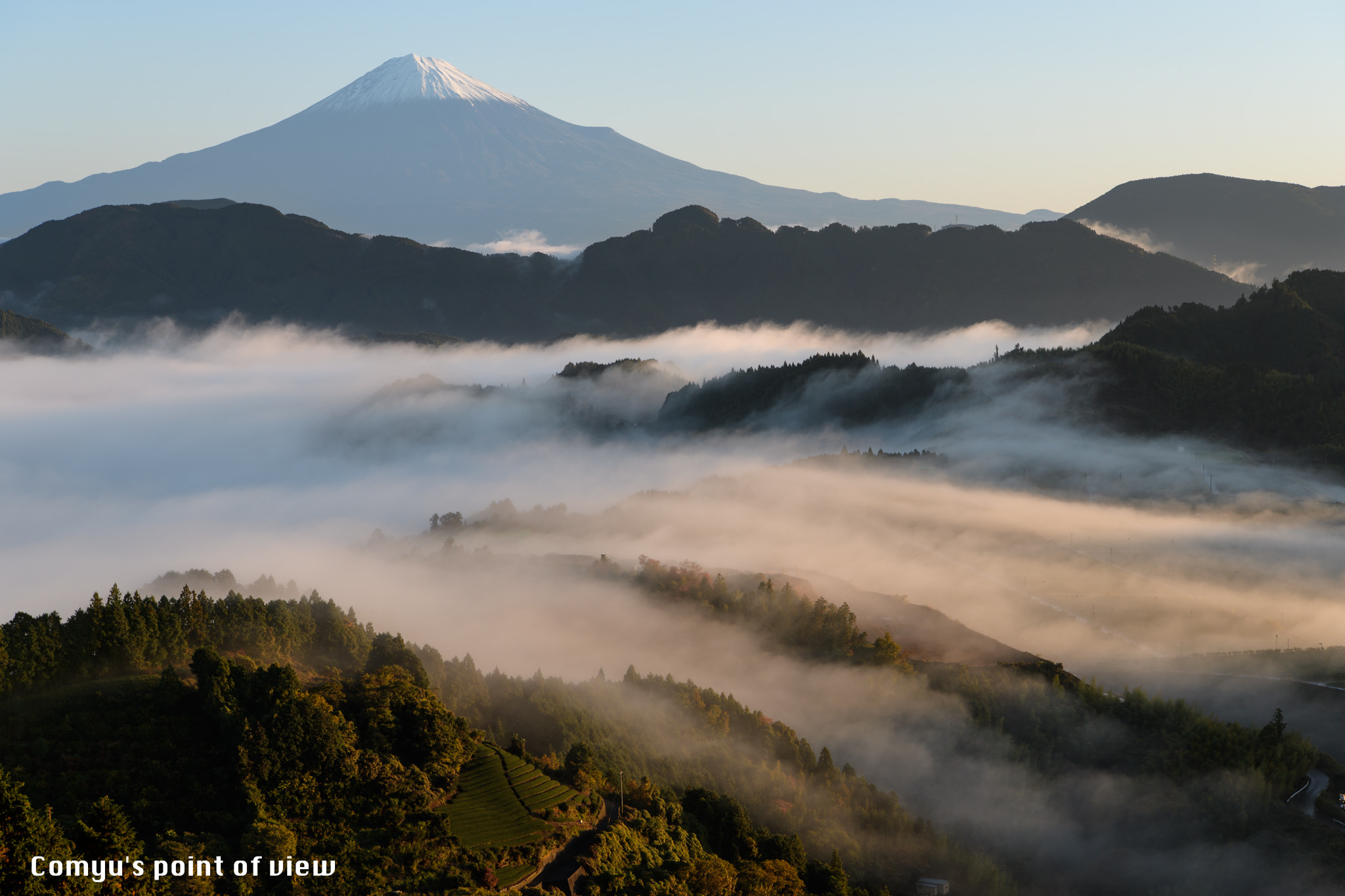 Nikon AF-S Nikkor 24-70mm F2.8E ED VR sample photo. Above the clouds(0653) photography