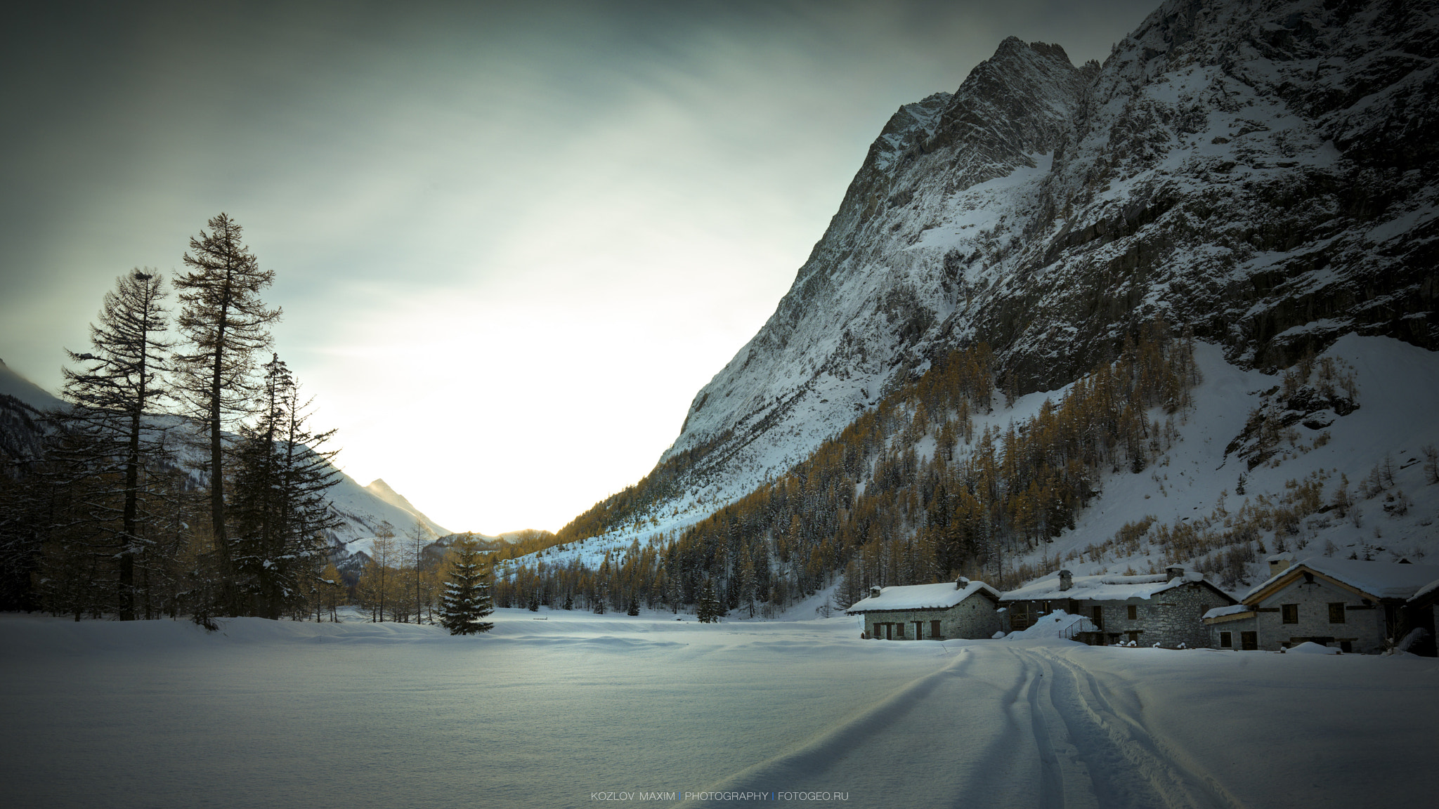 HCD 28 sample photo. Courmayeur. italia. photography