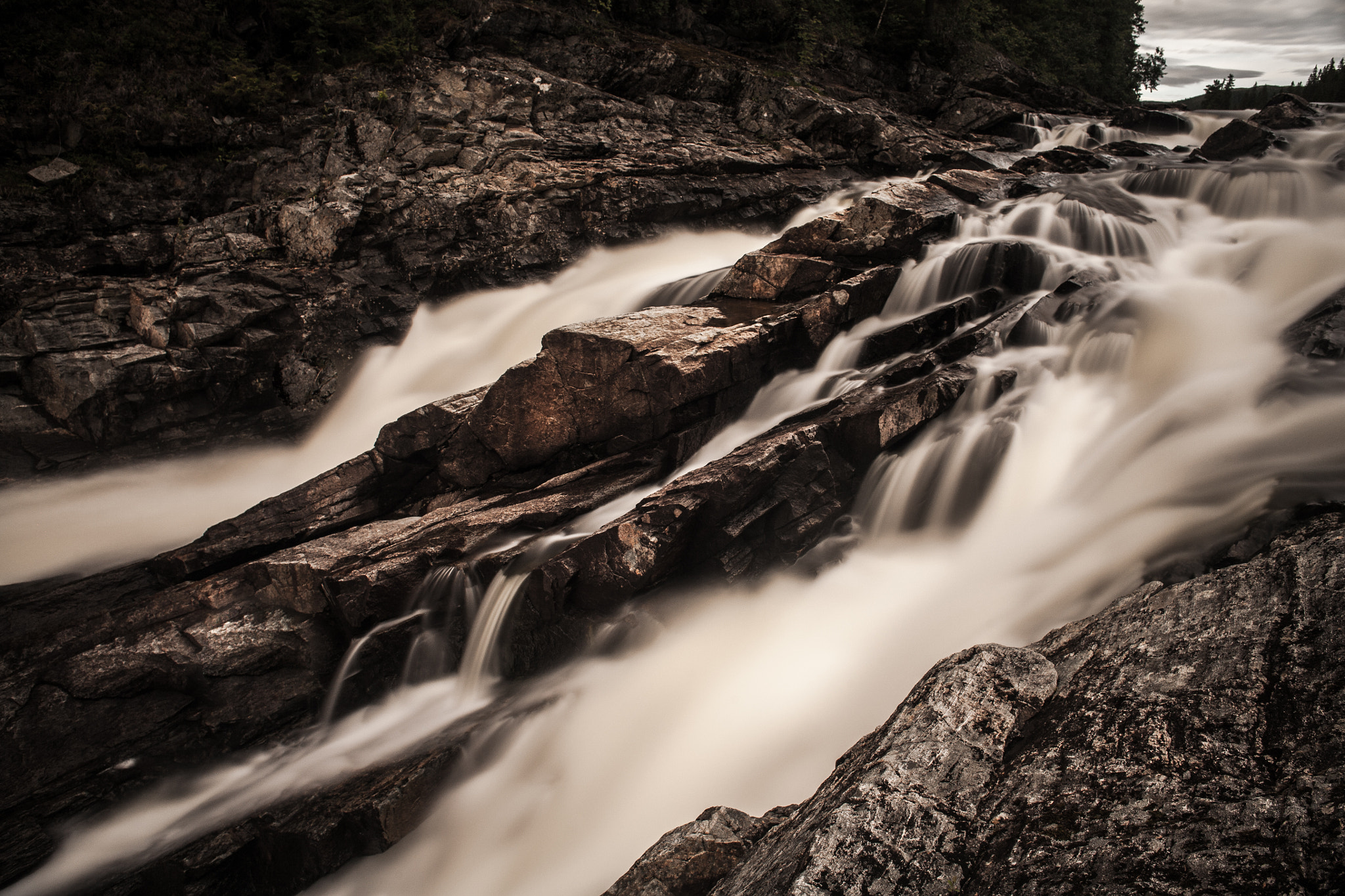 Canon EOS 5D + Canon EF 24mm F2.8 sample photo. Playing with some nd-filters photography