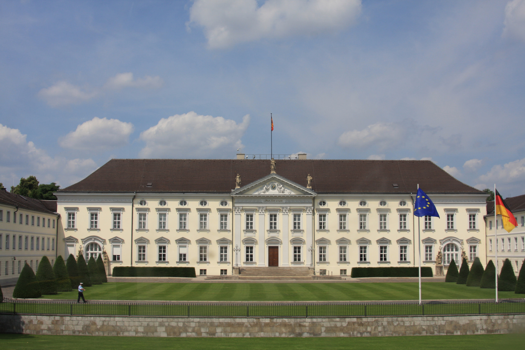 Canon EOS 40D sample photo. Schloss bellevue photography